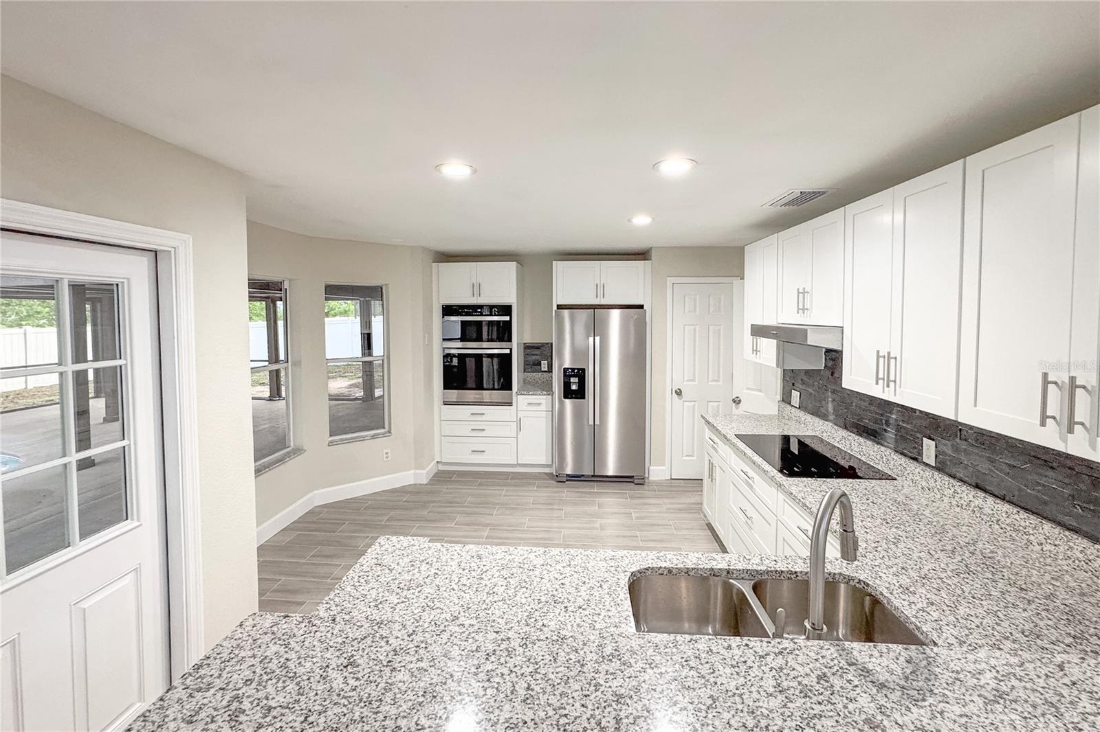 Image 31 of 76 For 515 Bentley Street