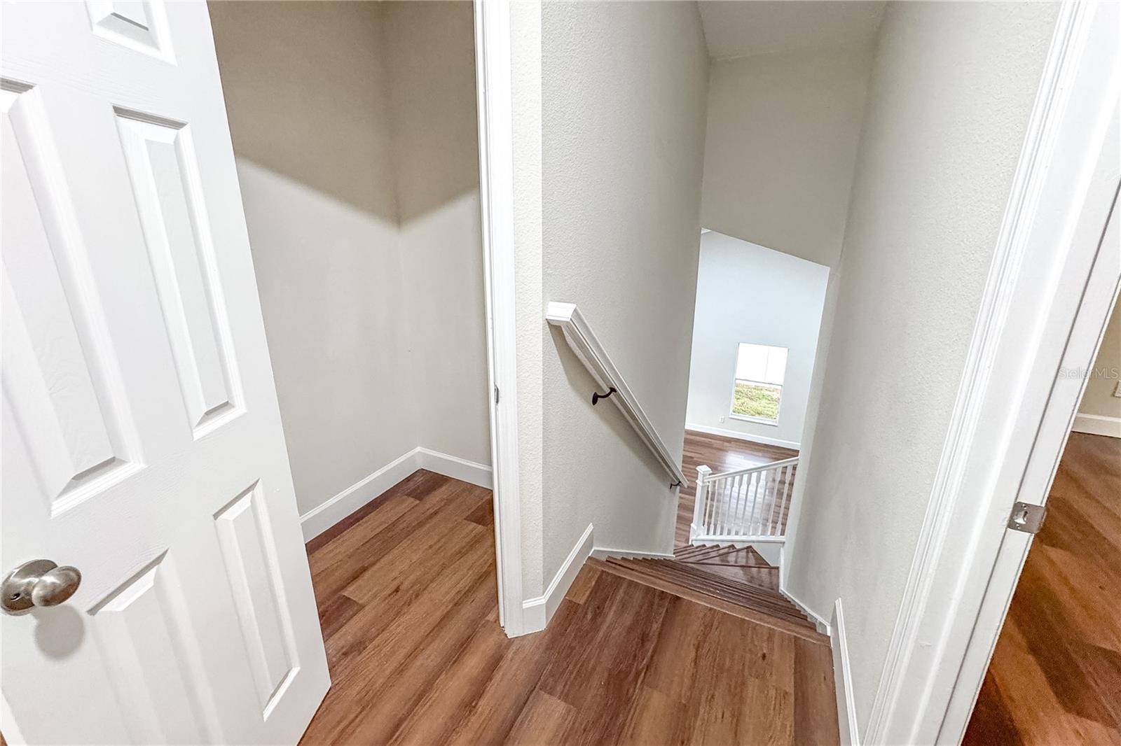 Image 41 of 76 For 515 Bentley Street