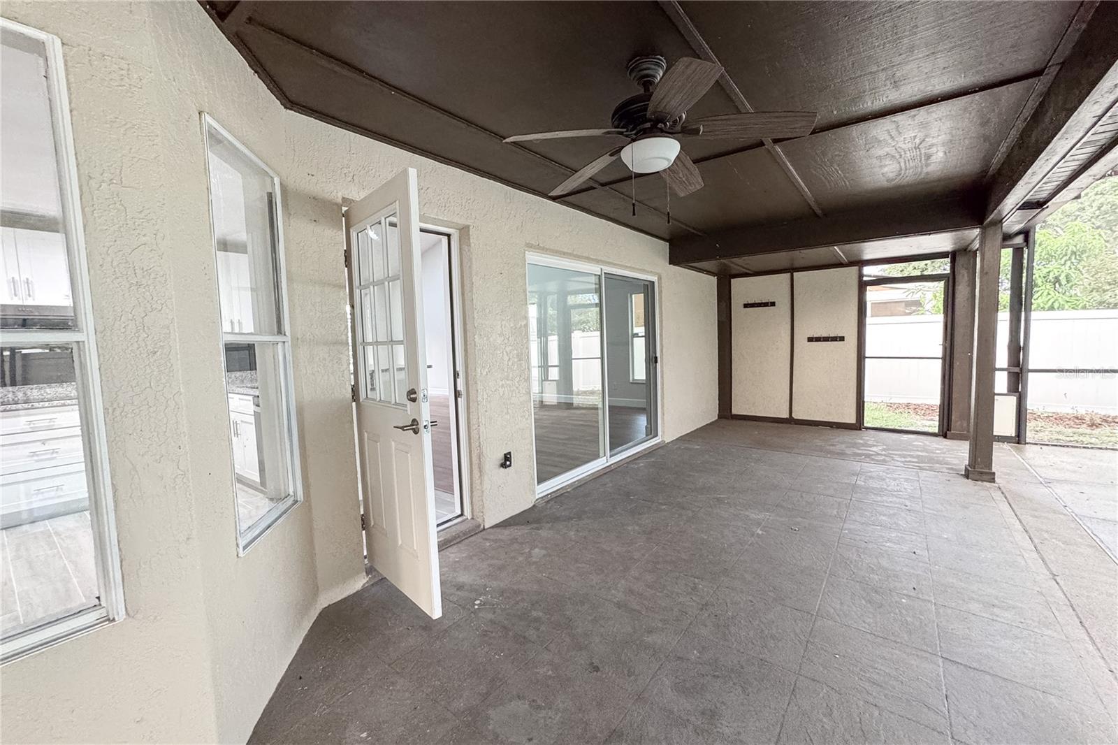 Image 55 of 76 For 515 Bentley Street