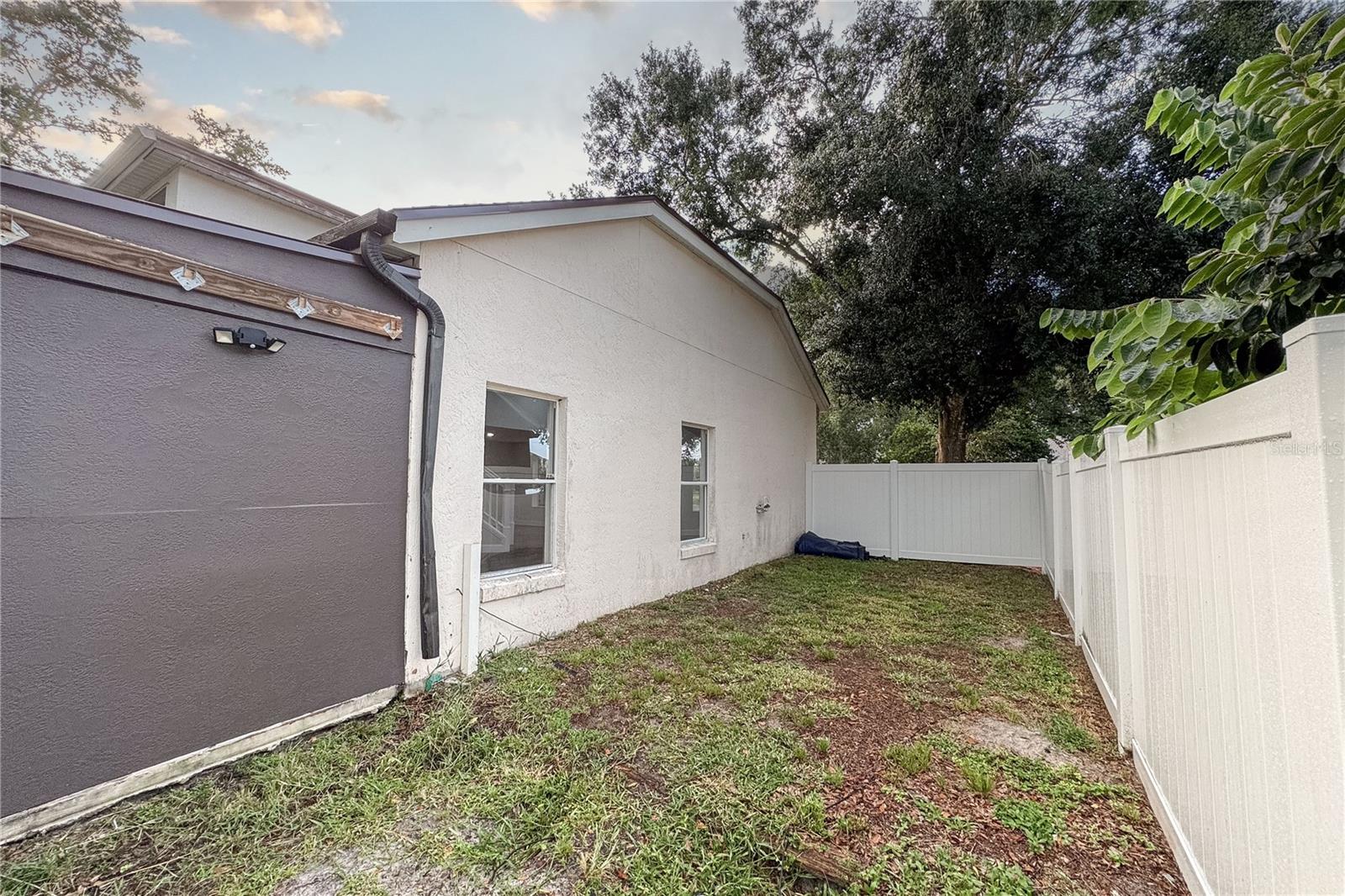 Image 64 of 76 For 515 Bentley Street