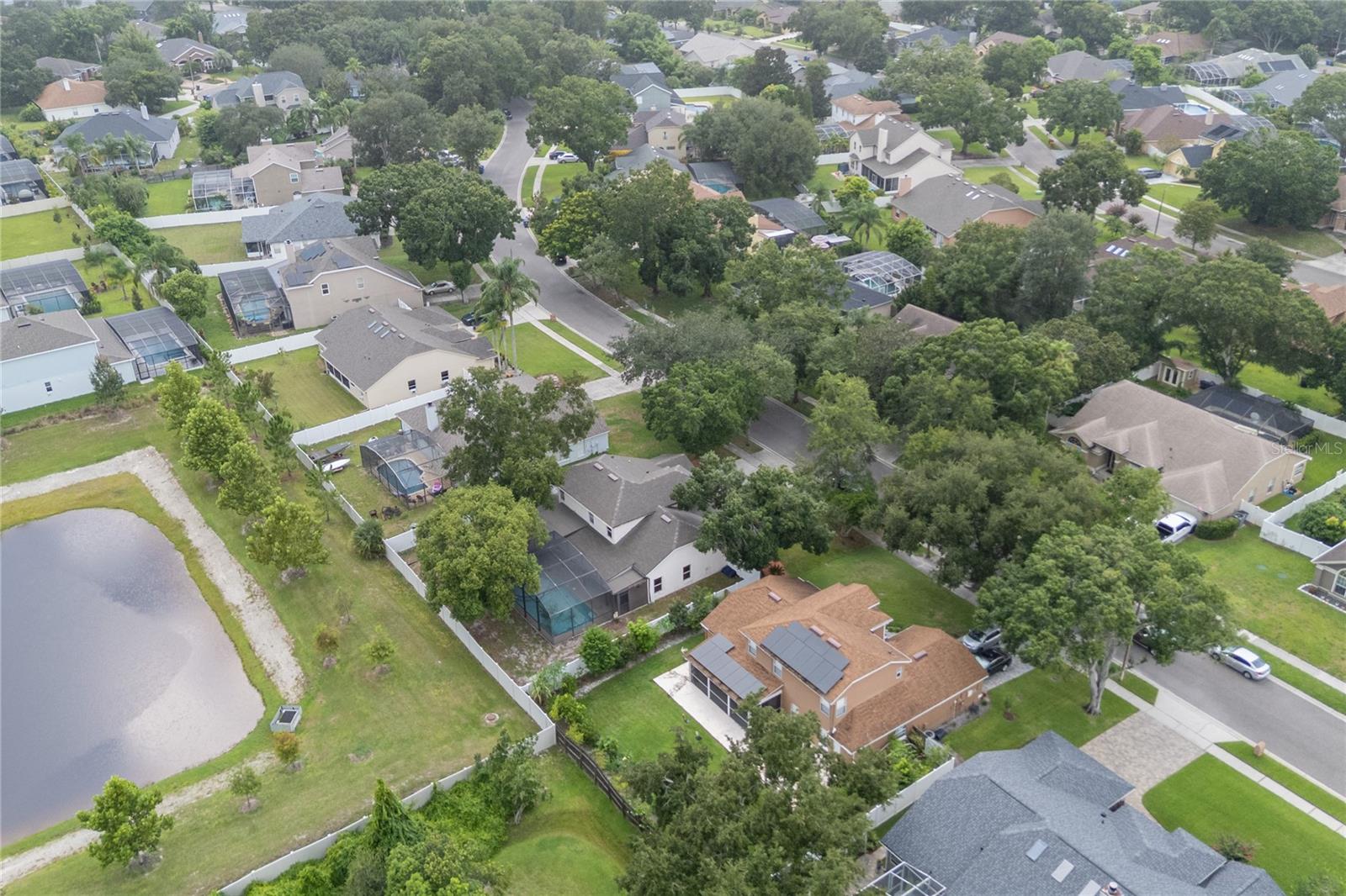 Image 75 of 76 For 515 Bentley Street