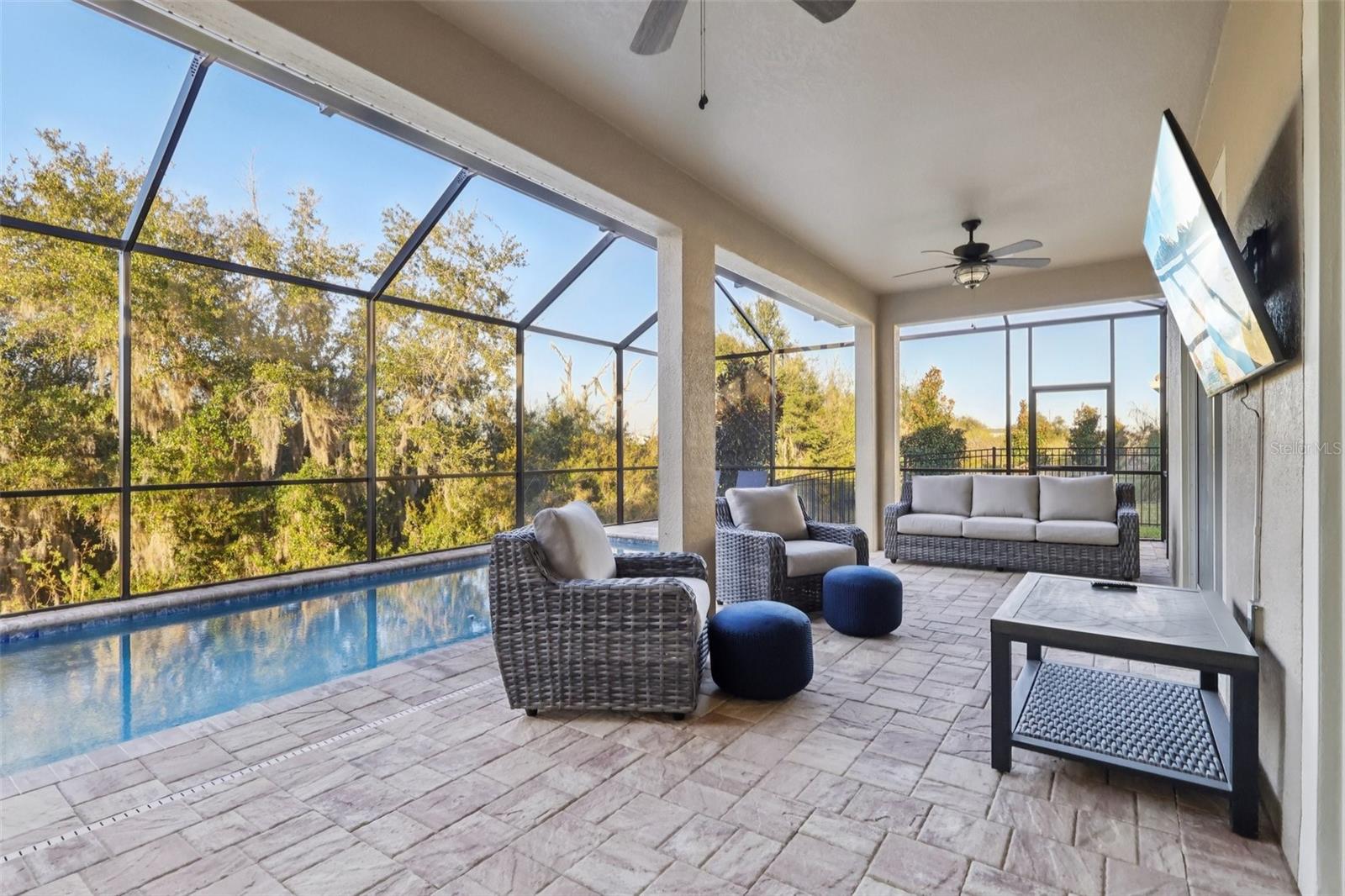 Image 38 of 91 For 8847 Fallen Oak Drive