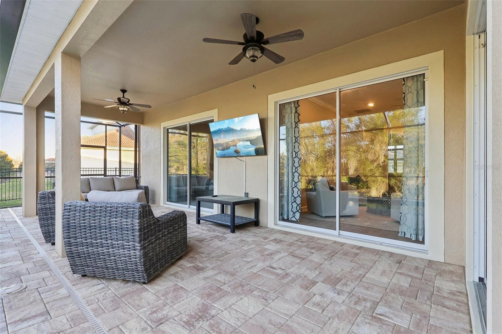 Image 39 of 91 For 8847 Fallen Oak Drive