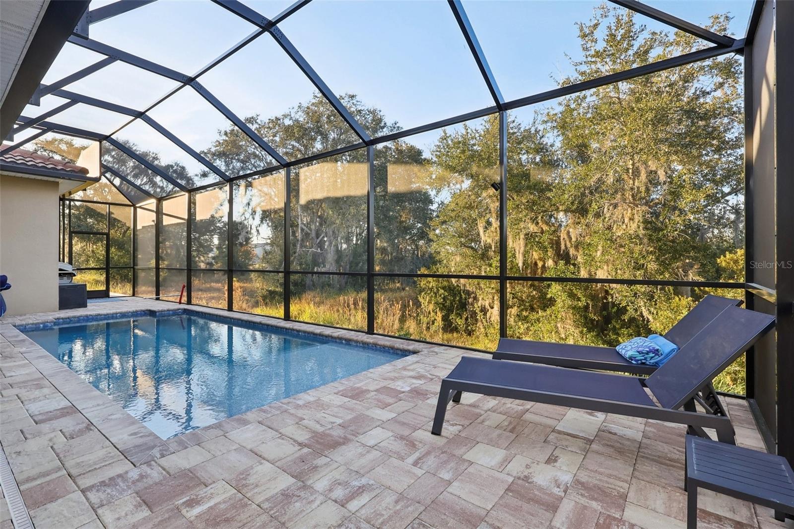 Image 41 of 91 For 8847 Fallen Oak Drive