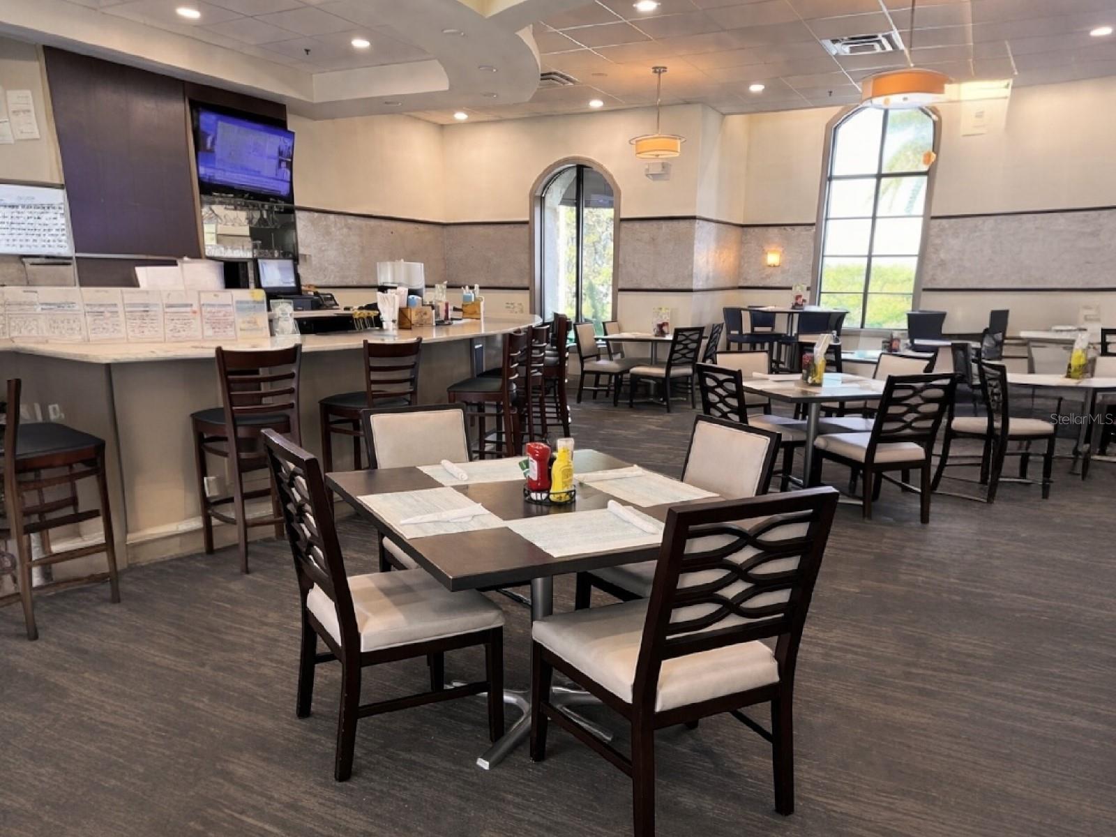 Image 58 of 91 For 8847 Fallen Oak Drive