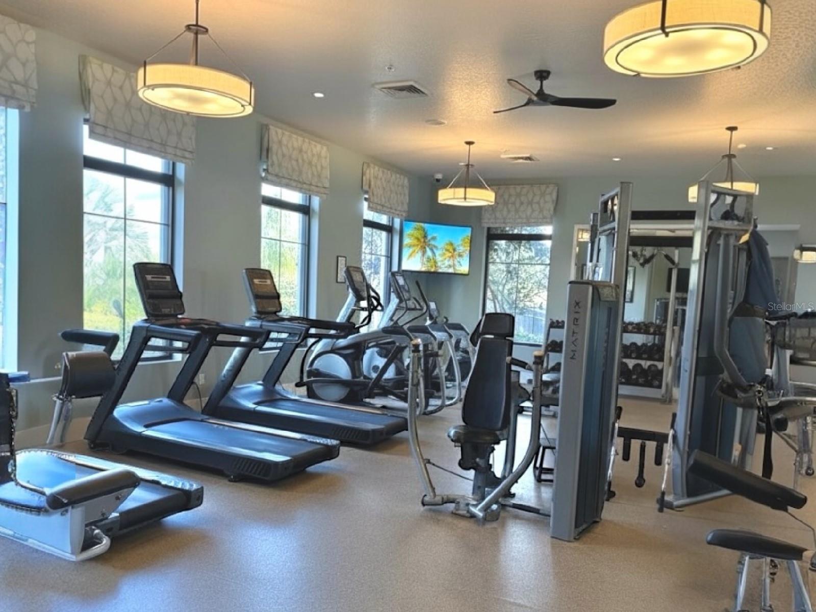 Image 66 of 91 For 8847 Fallen Oak Drive