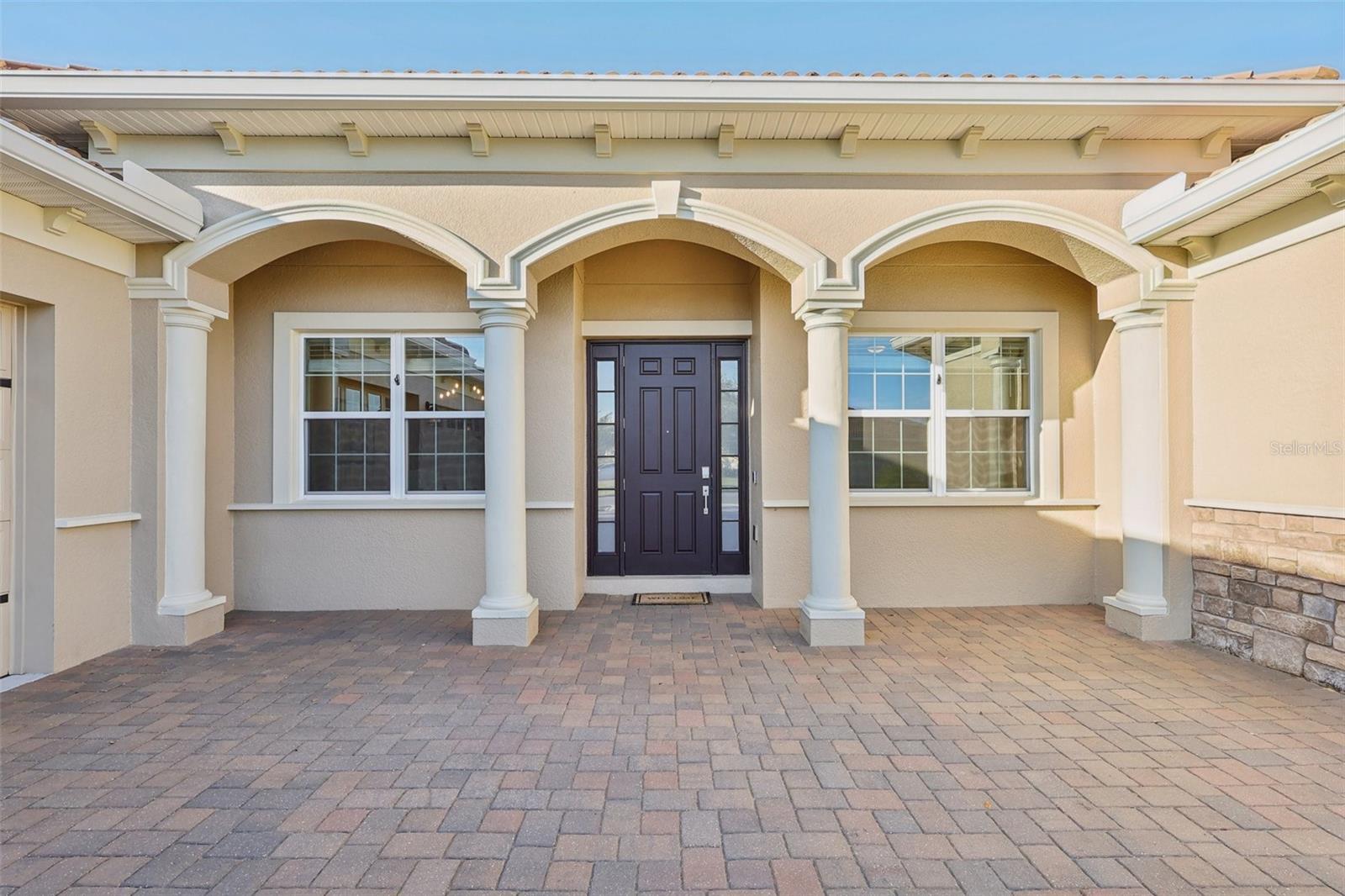 Image 8 of 91 For 8847 Fallen Oak Drive