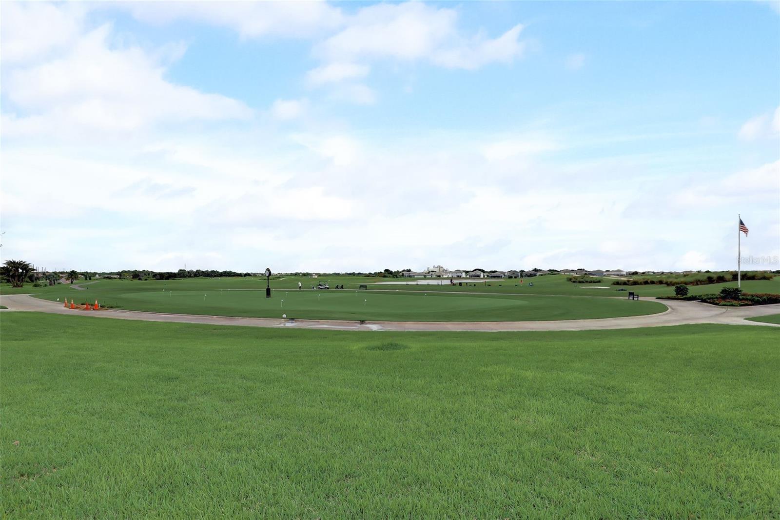 Image 80 of 91 For 8847 Fallen Oak Drive