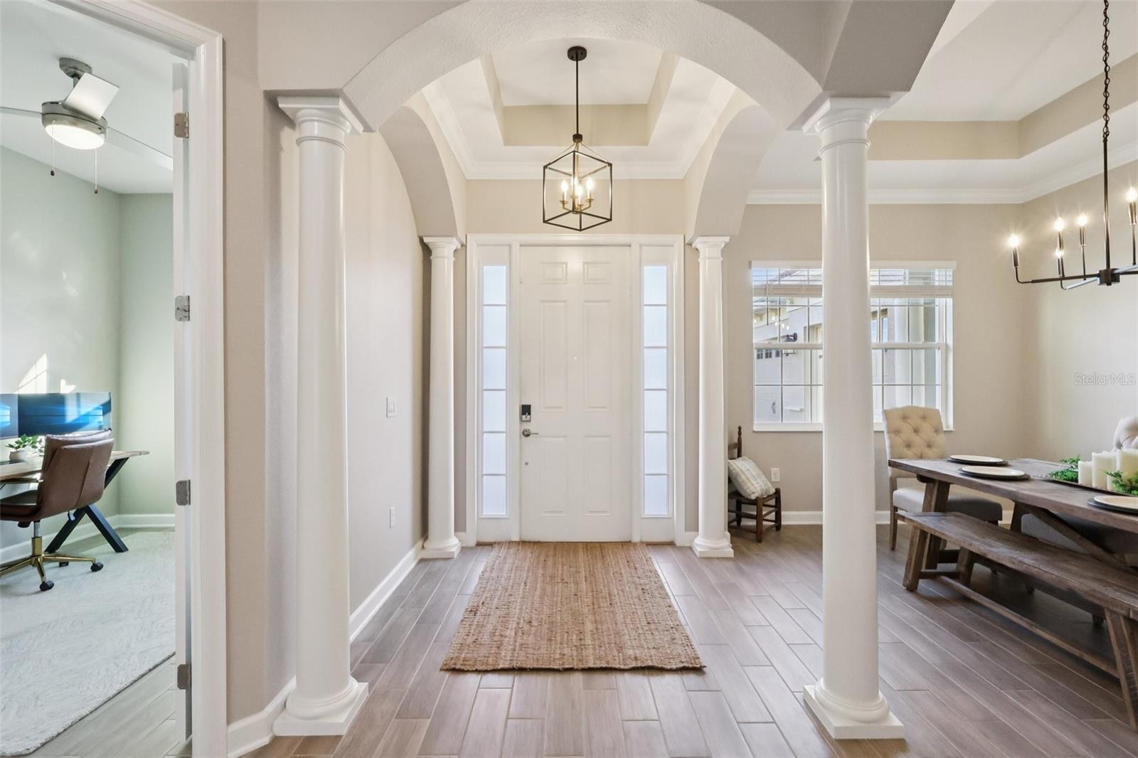 Image 9 of 91 For 8847 Fallen Oak Drive