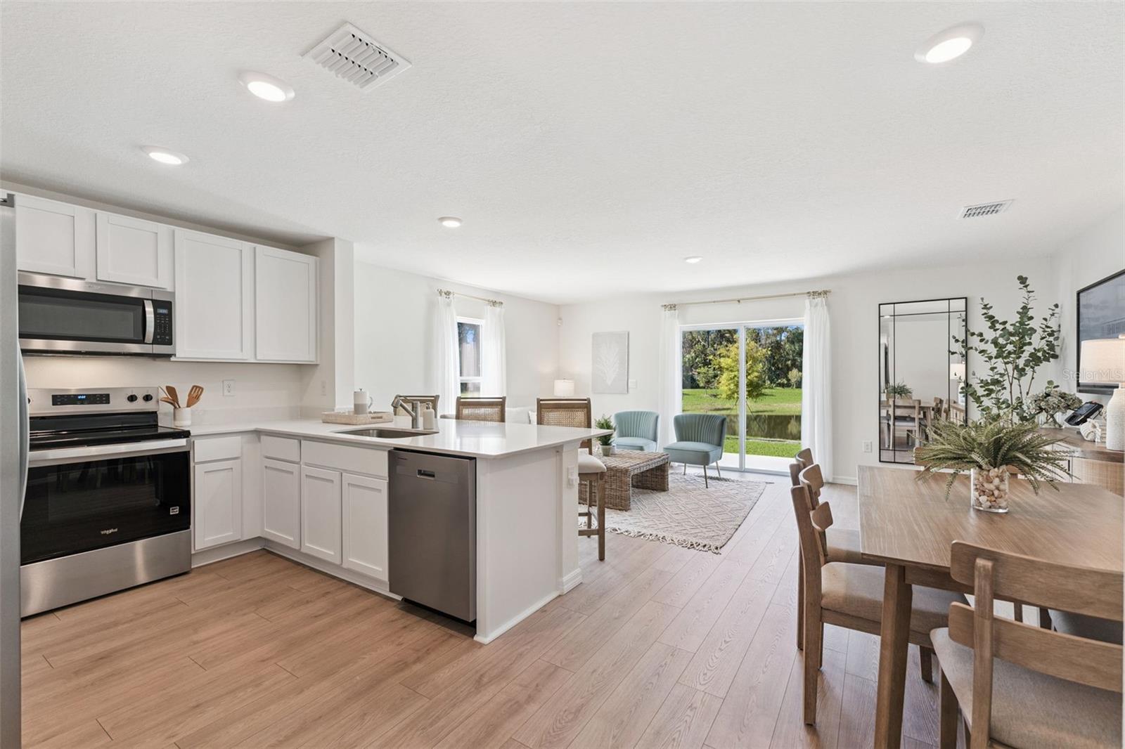 Image 9 of 50 For 772 Preston Cove Drive