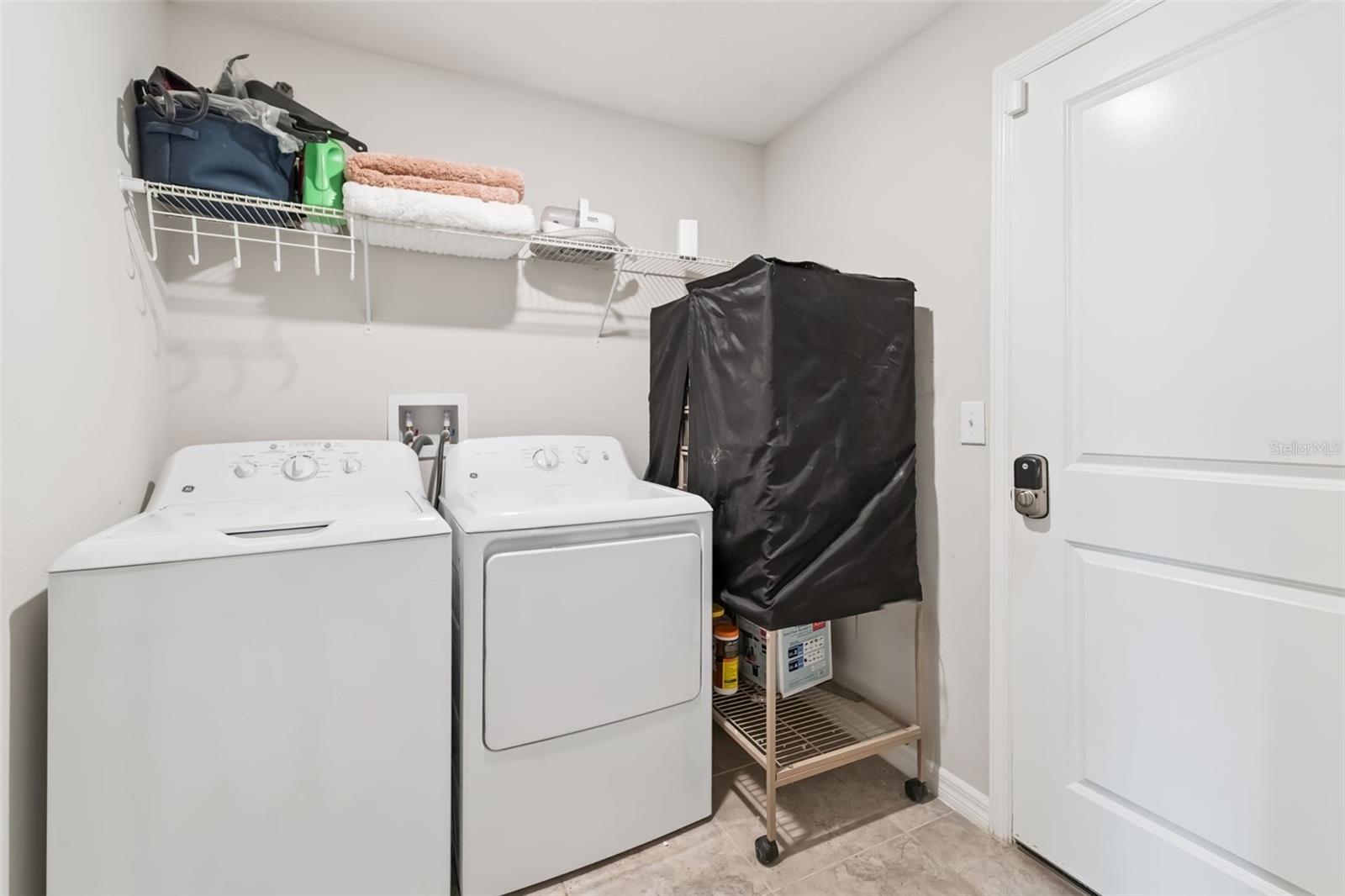 Image 13 of 22 For 7419 Pearly Everlasting Avenue