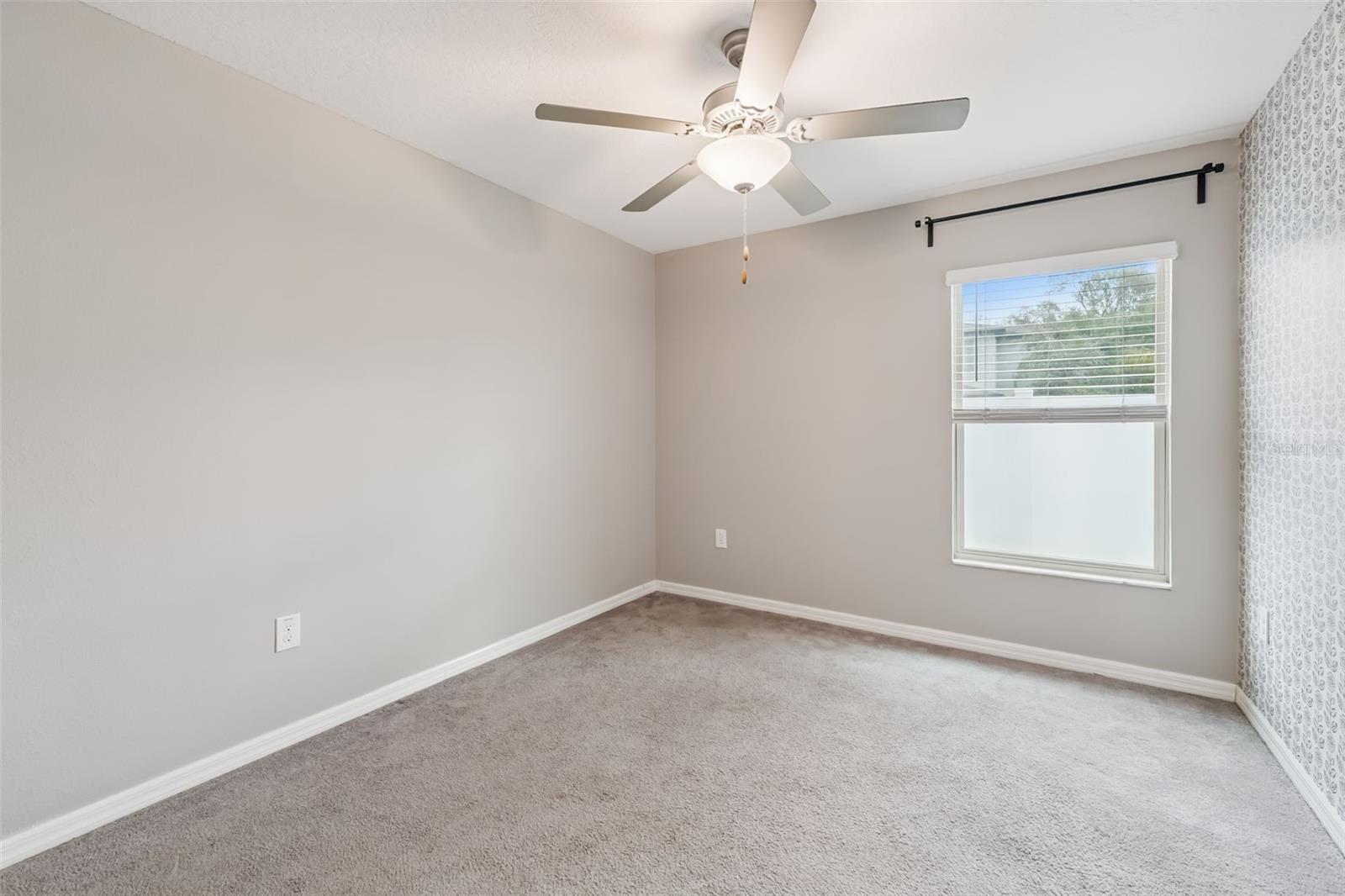 Image 18 of 22 For 7419 Pearly Everlasting Avenue