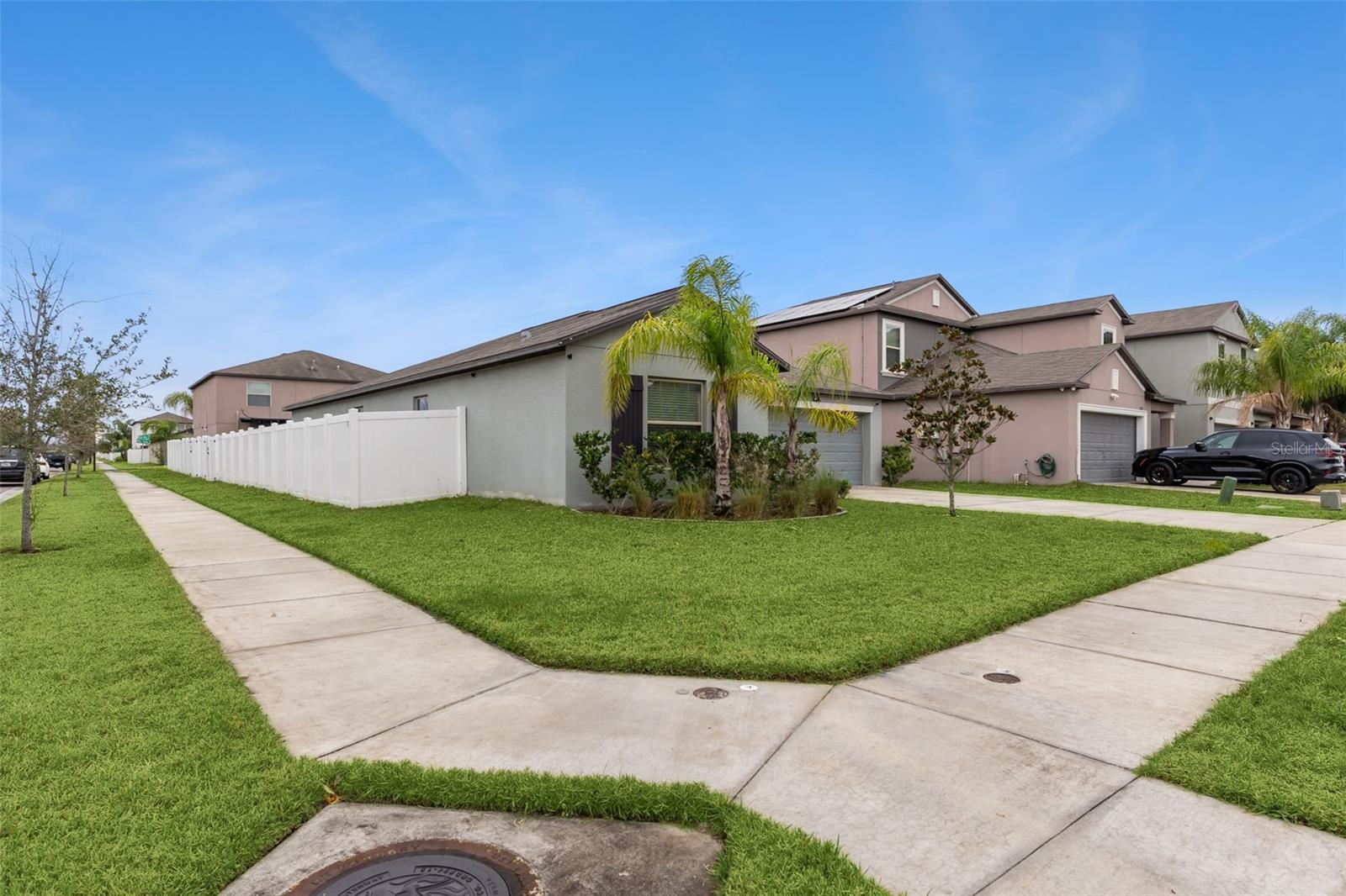 Image 19 of 22 For 7419 Pearly Everlasting Avenue