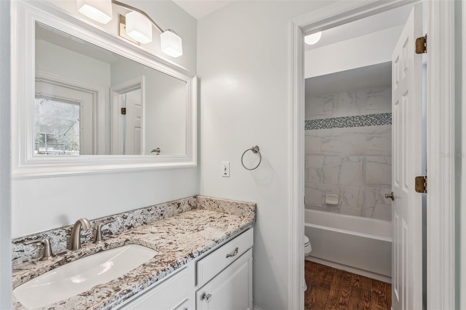 Image 18 of 33 For 650 Cayuga Drive