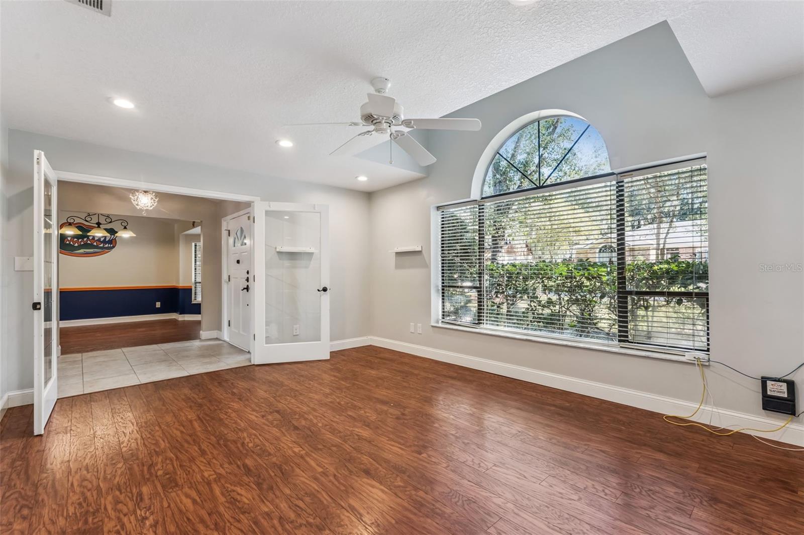 Image 20 of 33 For 650 Cayuga Drive