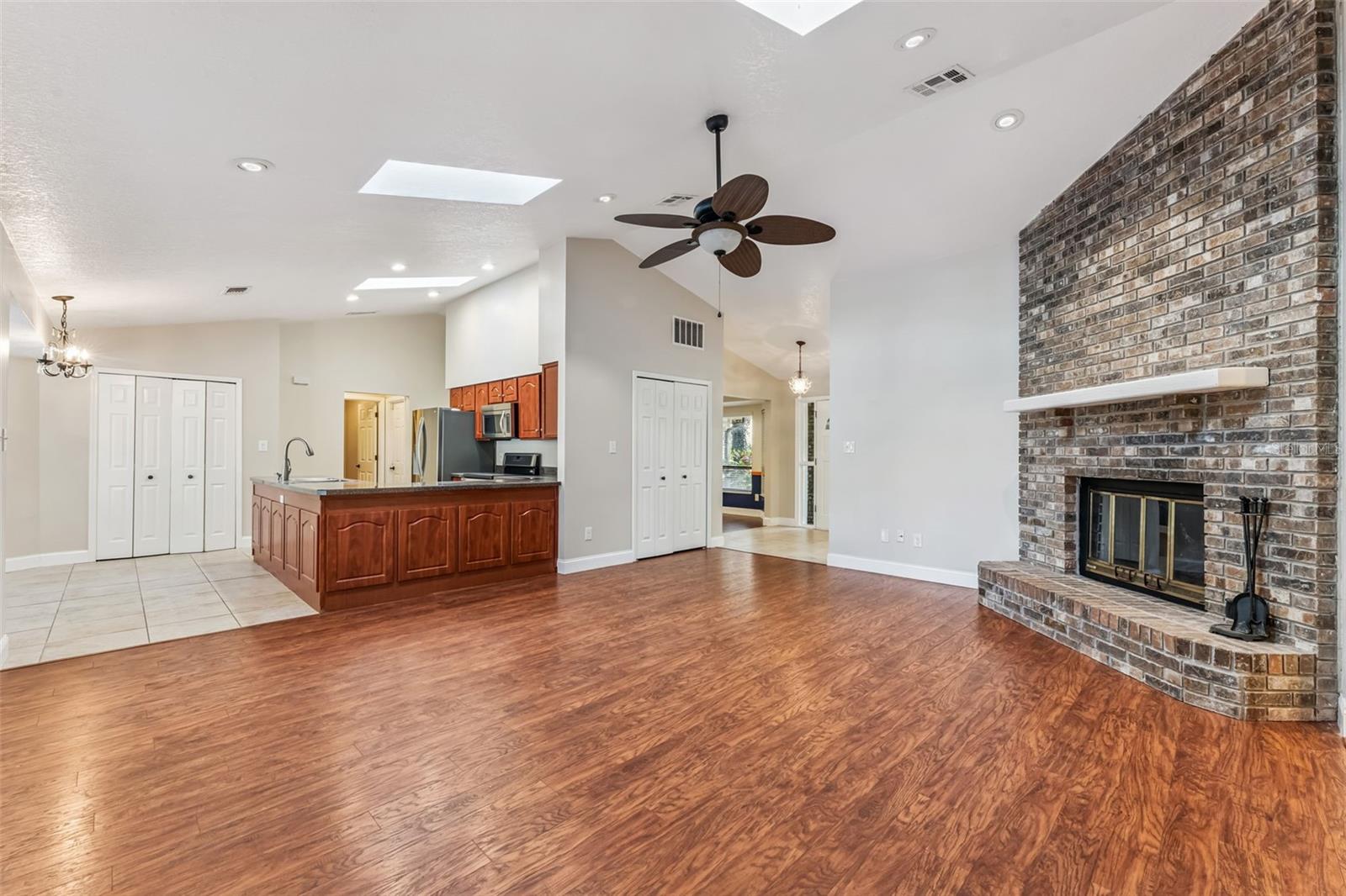 Image 3 of 33 For 650 Cayuga Drive