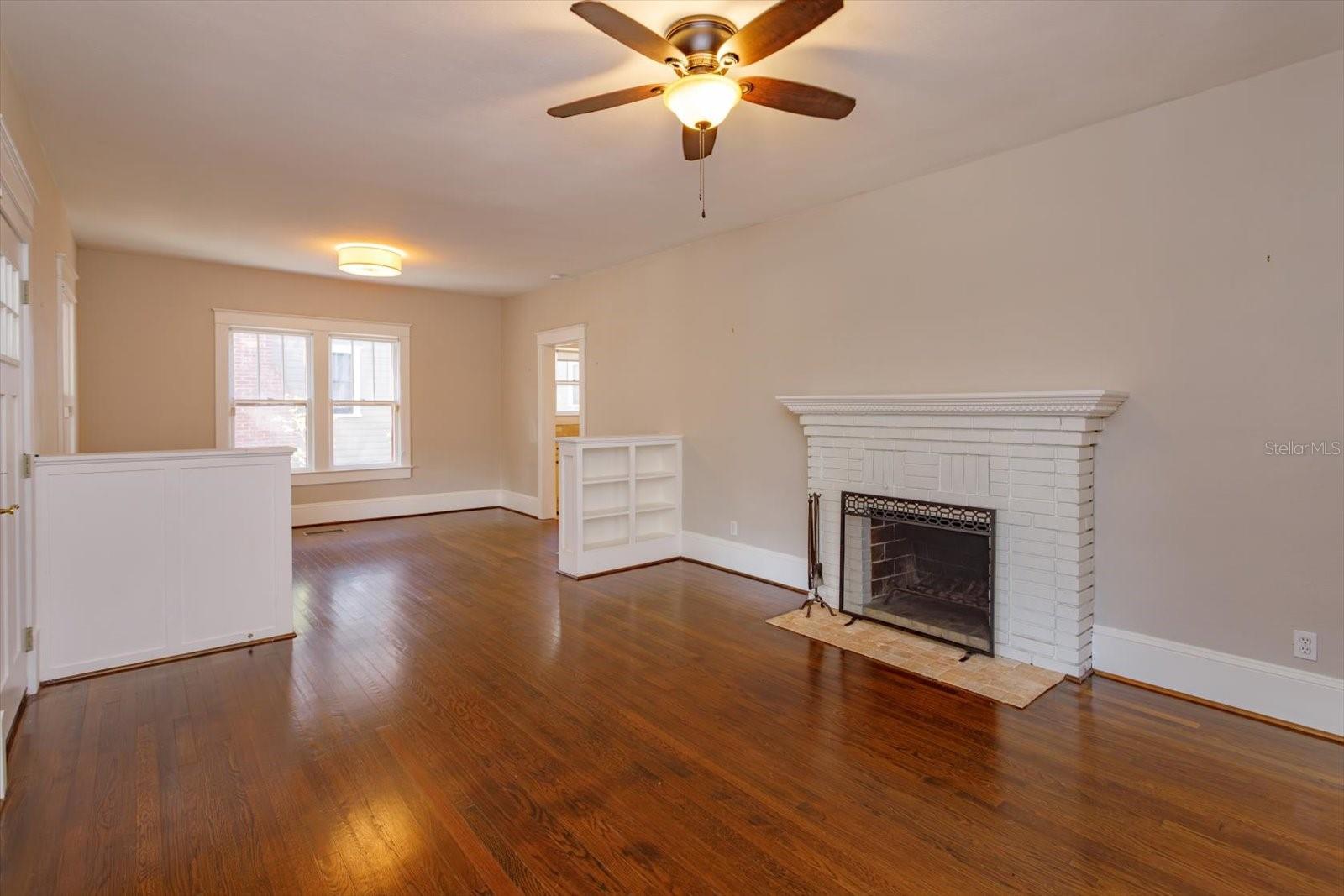 Image 11 of 47 For 817 Livingston Street