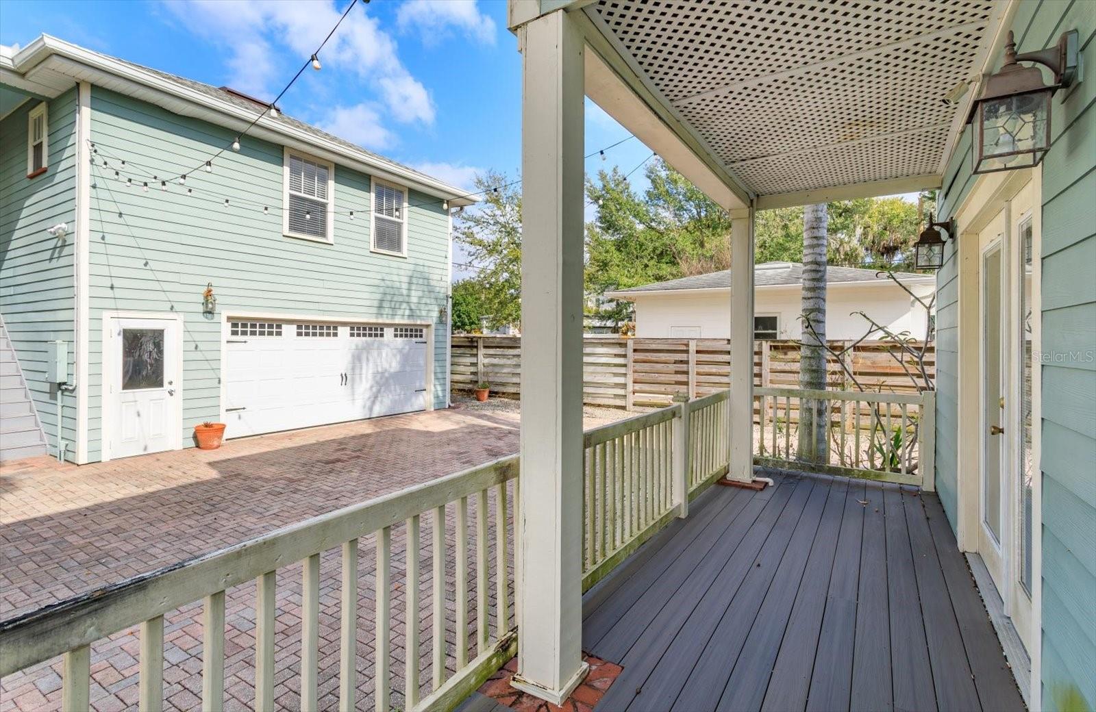 Image 44 of 47 For 817 Livingston Street