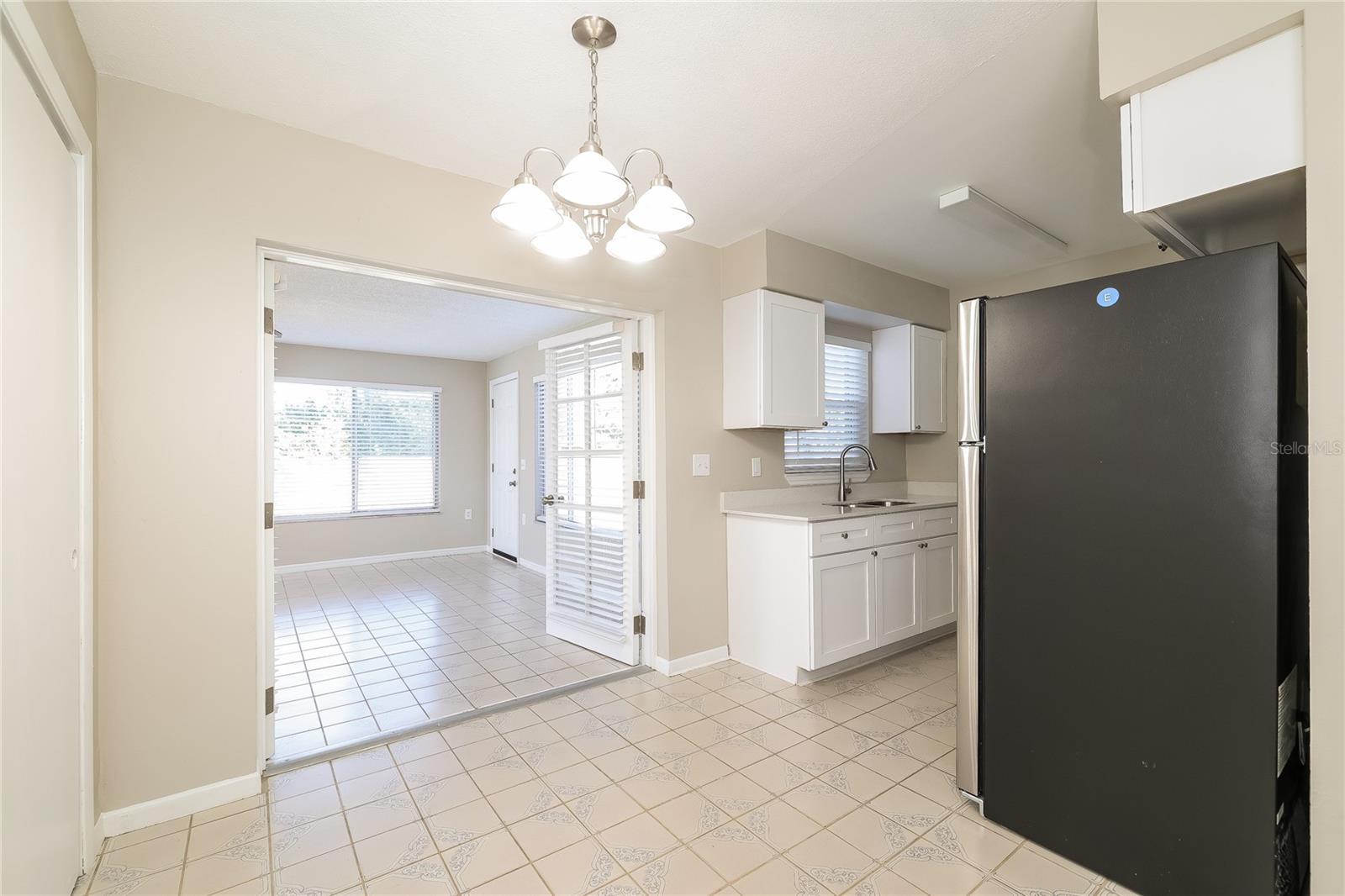 Image 5 of 16 For 4243 Cynthia Street