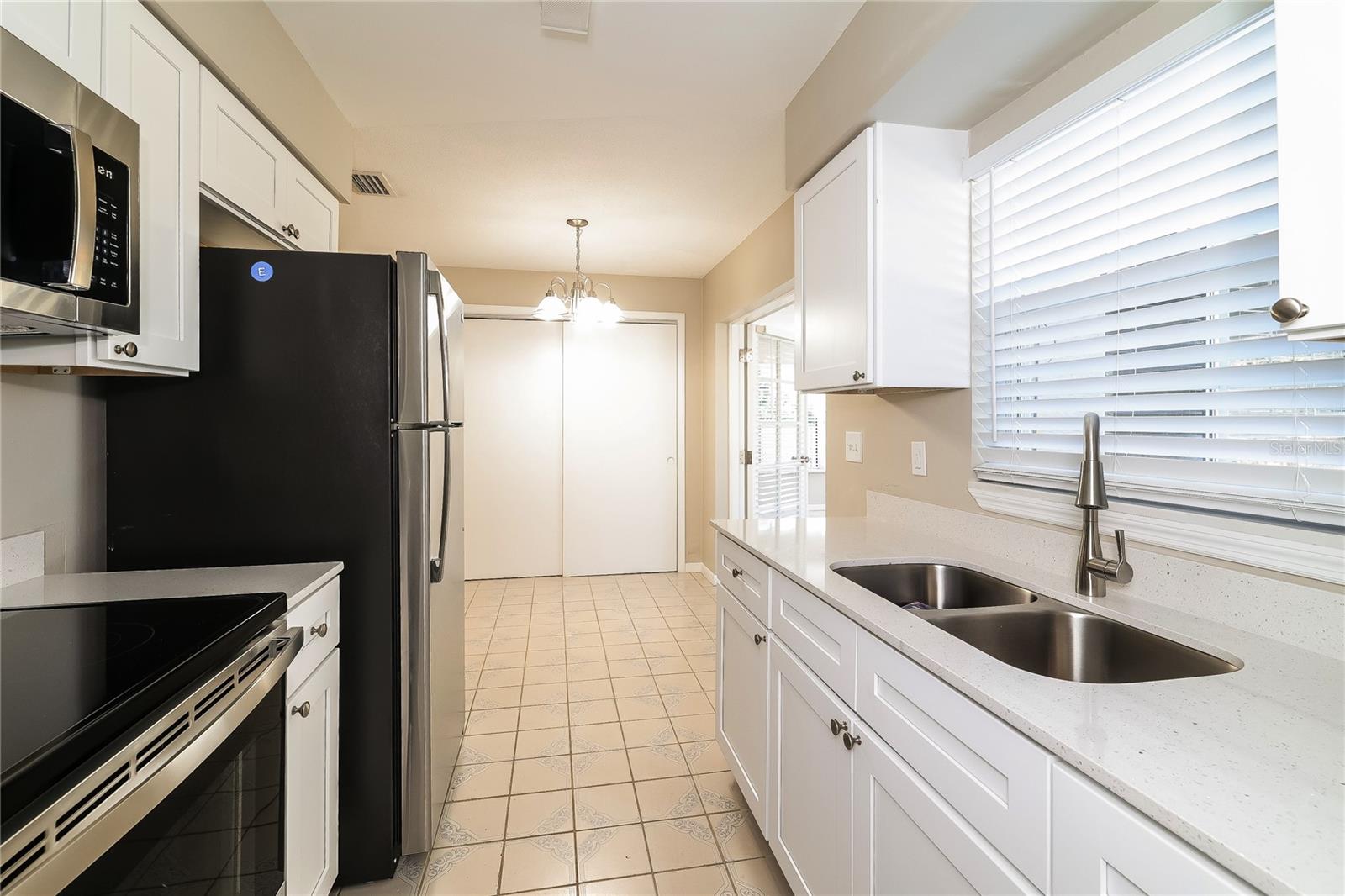 Image 7 of 16 For 4243 Cynthia Street