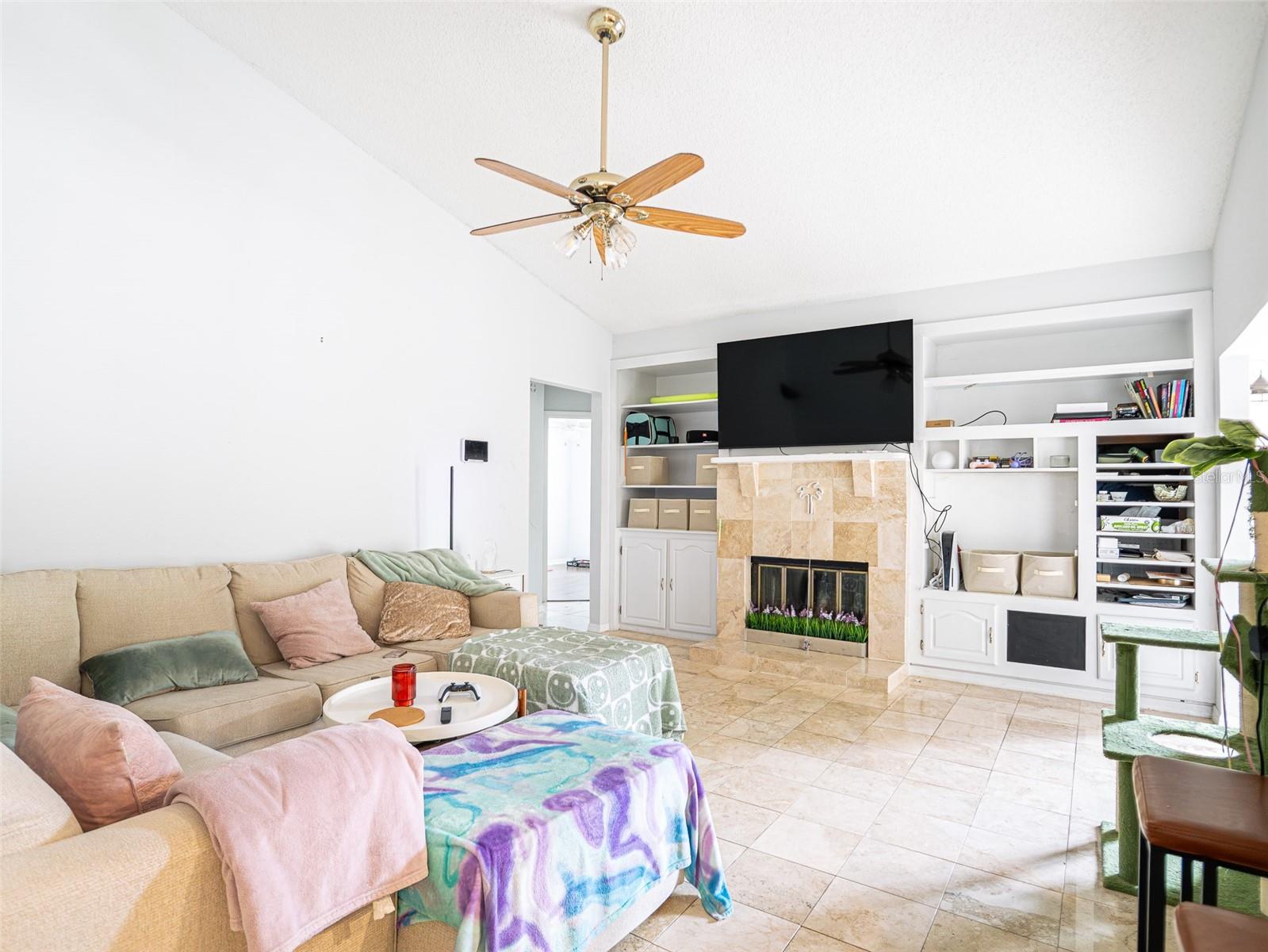 Image 13 of 41 For 1167 Woodland Terrace Trail