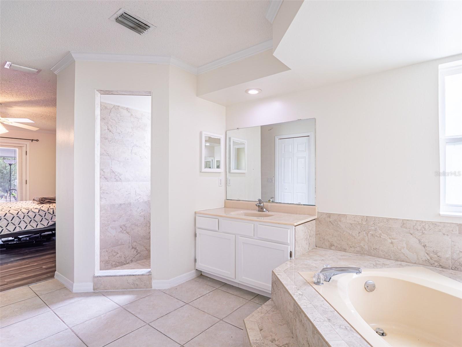 Image 19 of 41 For 1167 Woodland Terrace Trail