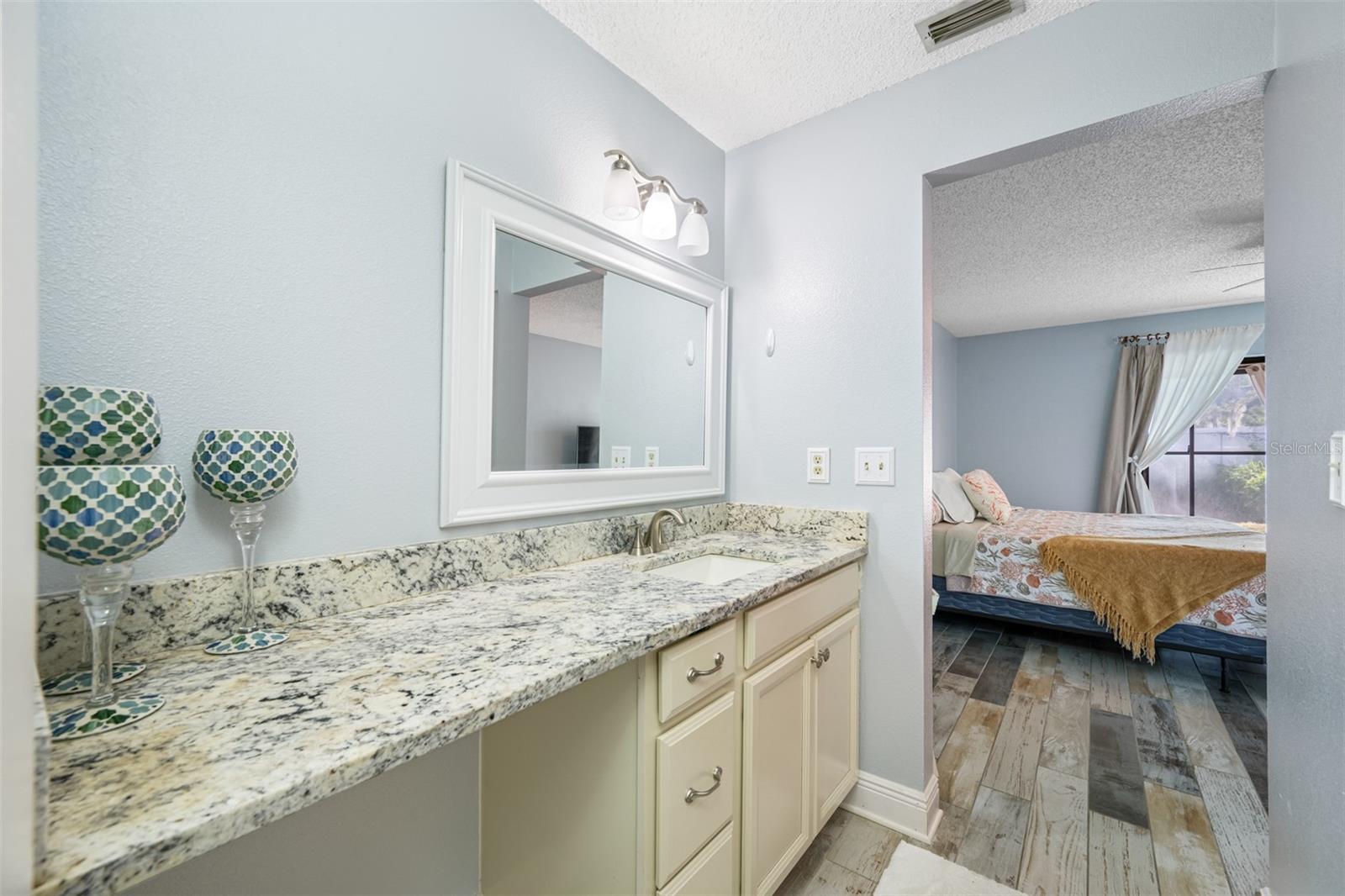 Image 35 of 41 For 1125 Somerset Circle S