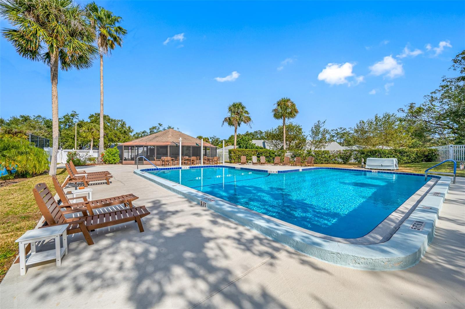 Image 39 of 41 For 1125 Somerset Circle S