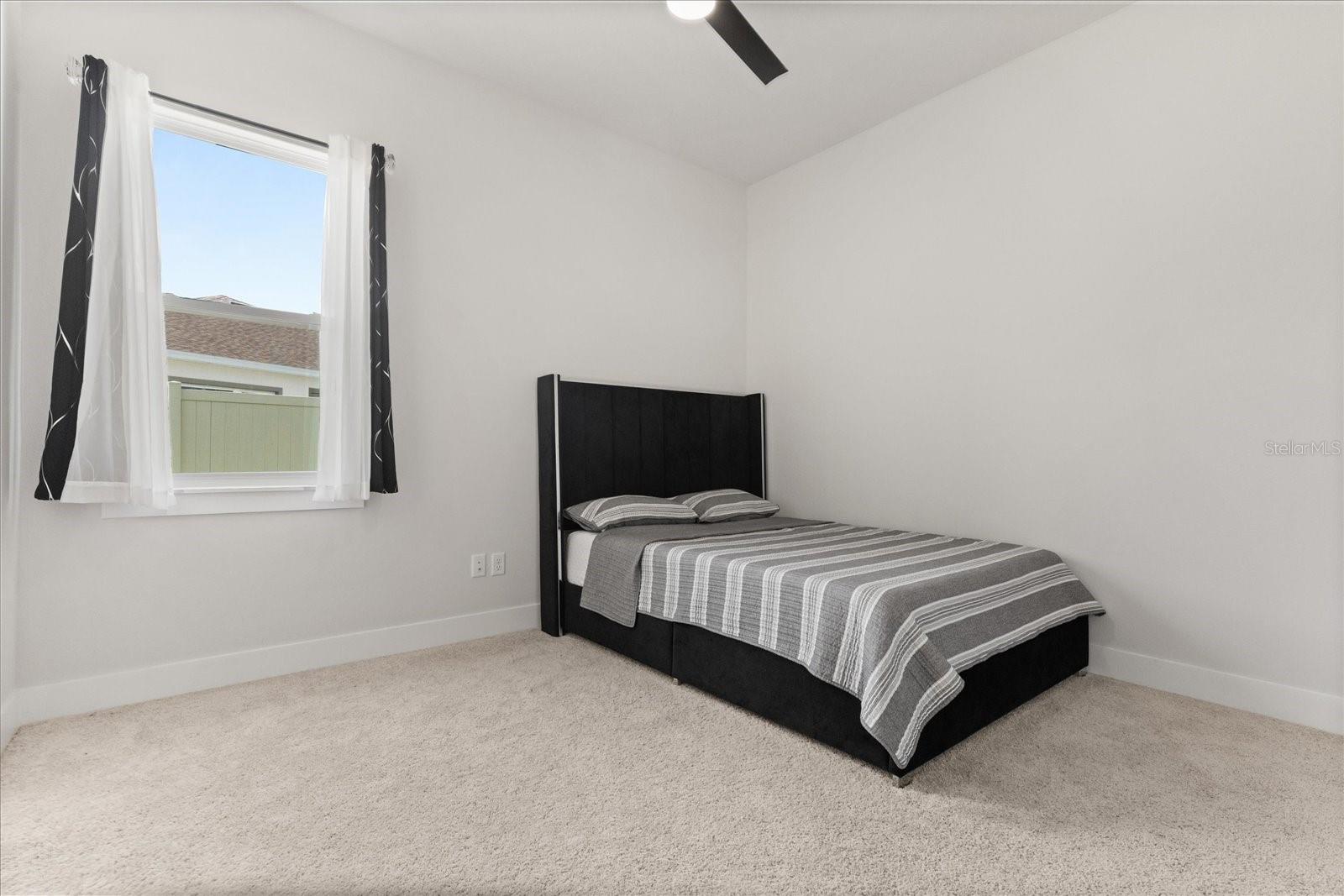 Image 21 of 38 For 8297 Ivy Stark Boulevard