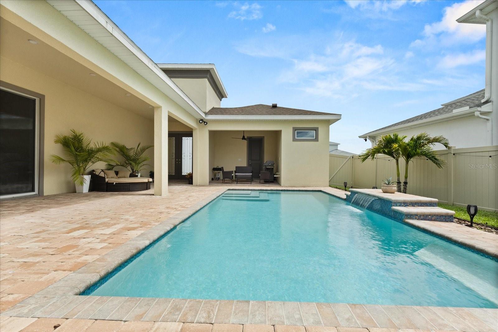 Image 26 of 38 For 8297 Ivy Stark Boulevard