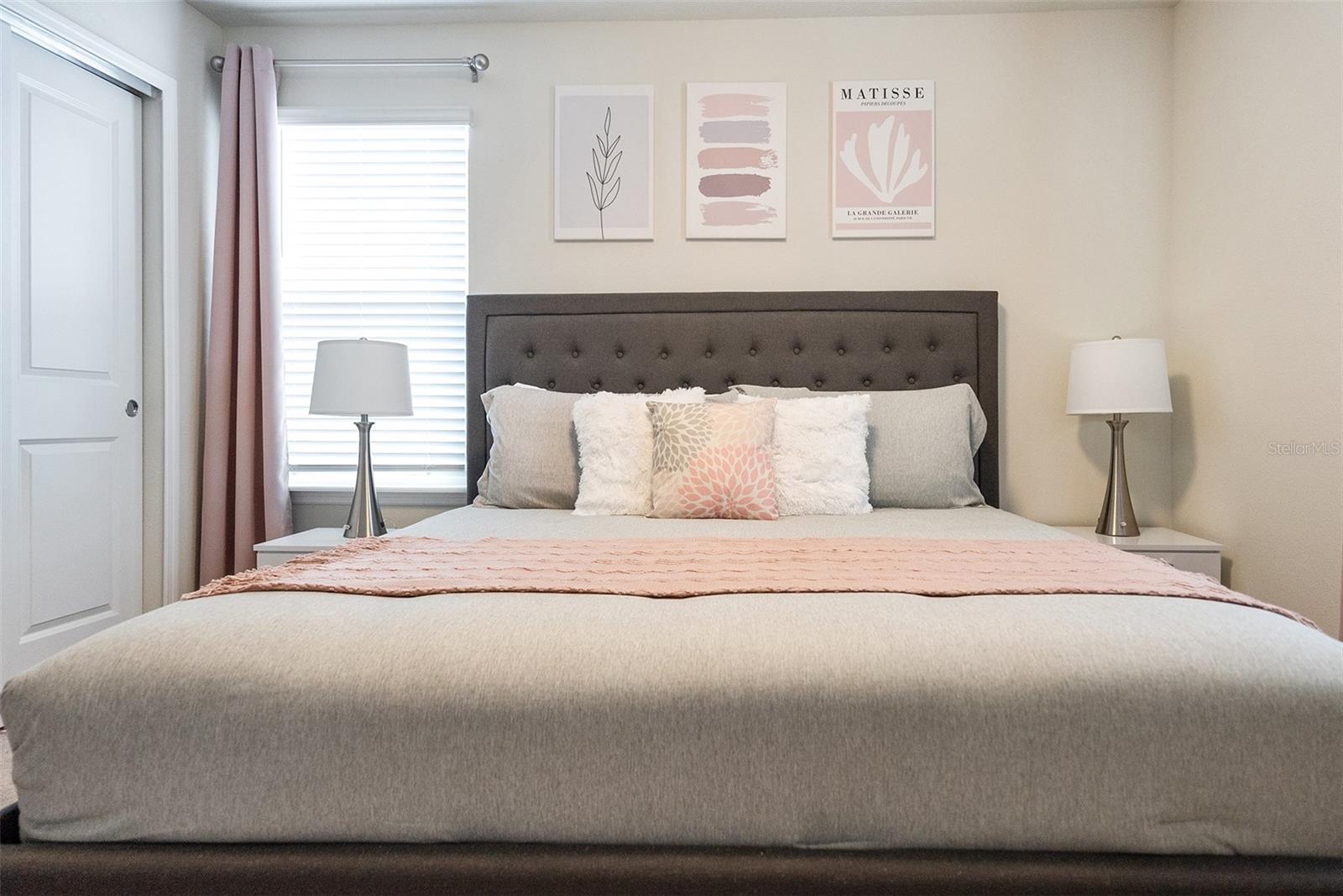 Image 32 of 44 For 4051 Lana Avenue