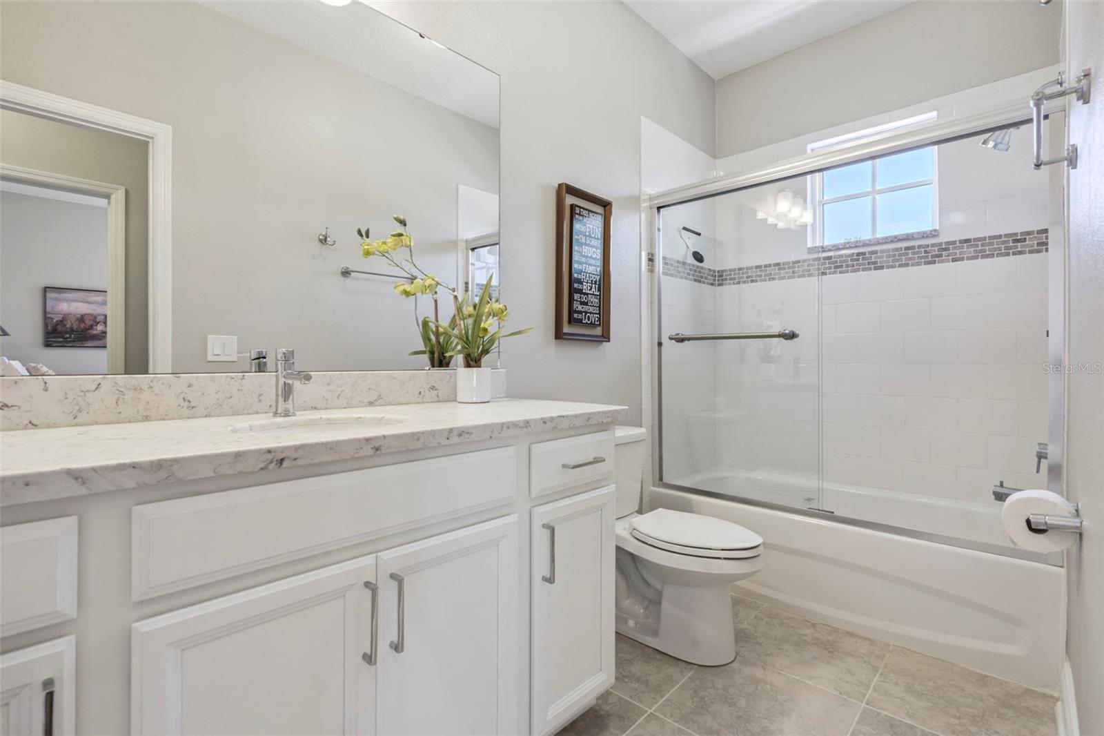 Image 40 of 87 For 1640 Resolute Street