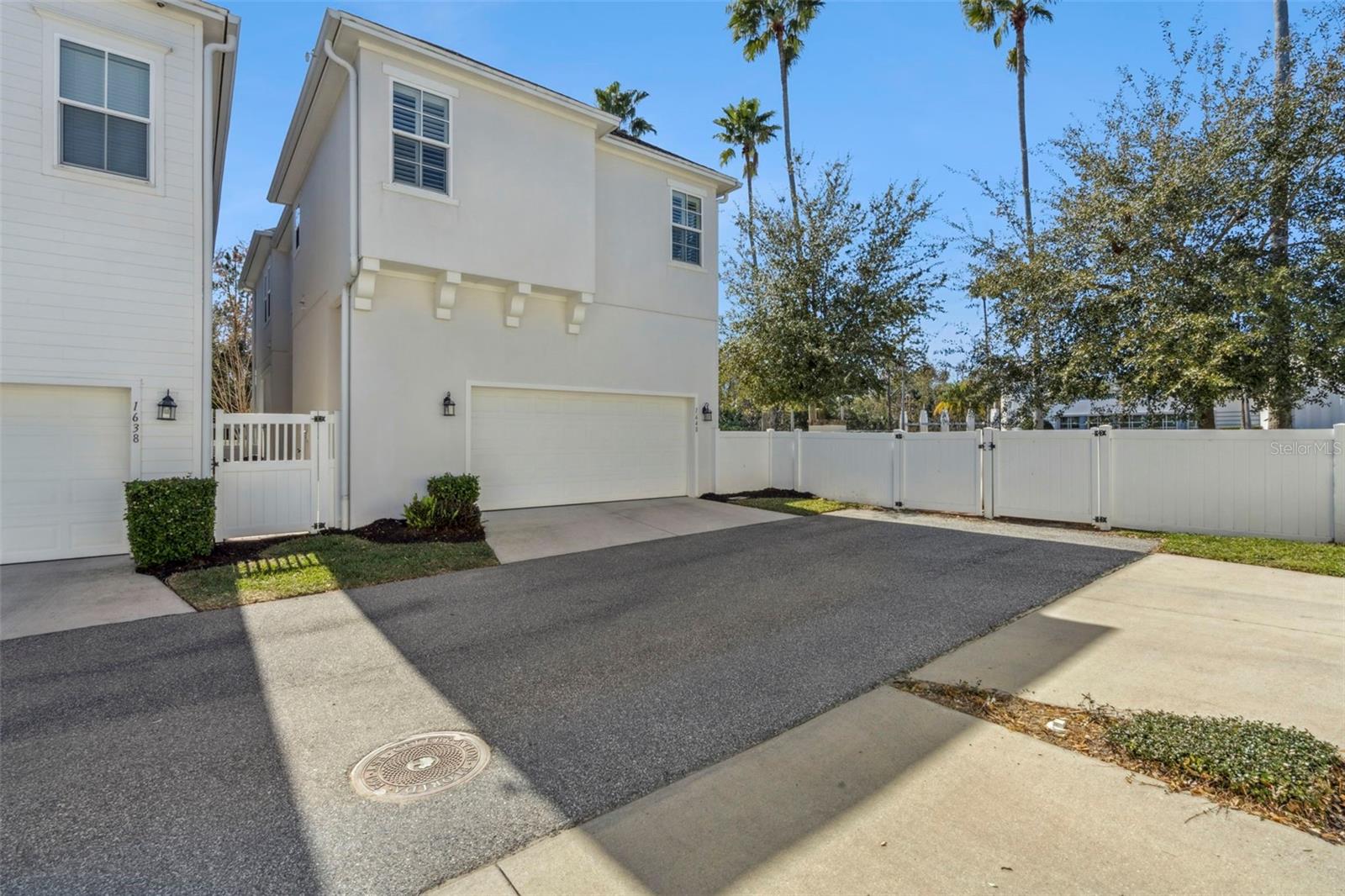 Image 52 of 87 For 1640 Resolute Street