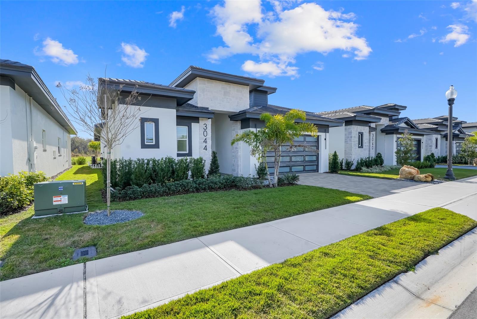 Image 6 of 47 For 3044 Kensington Avenue