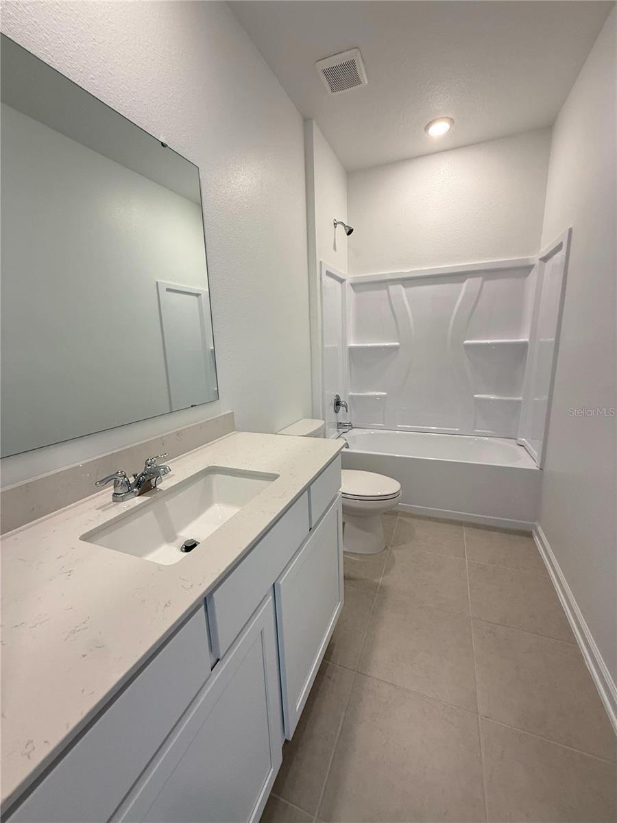 Image 14 of 21 For 2332 Rider Rain Lane