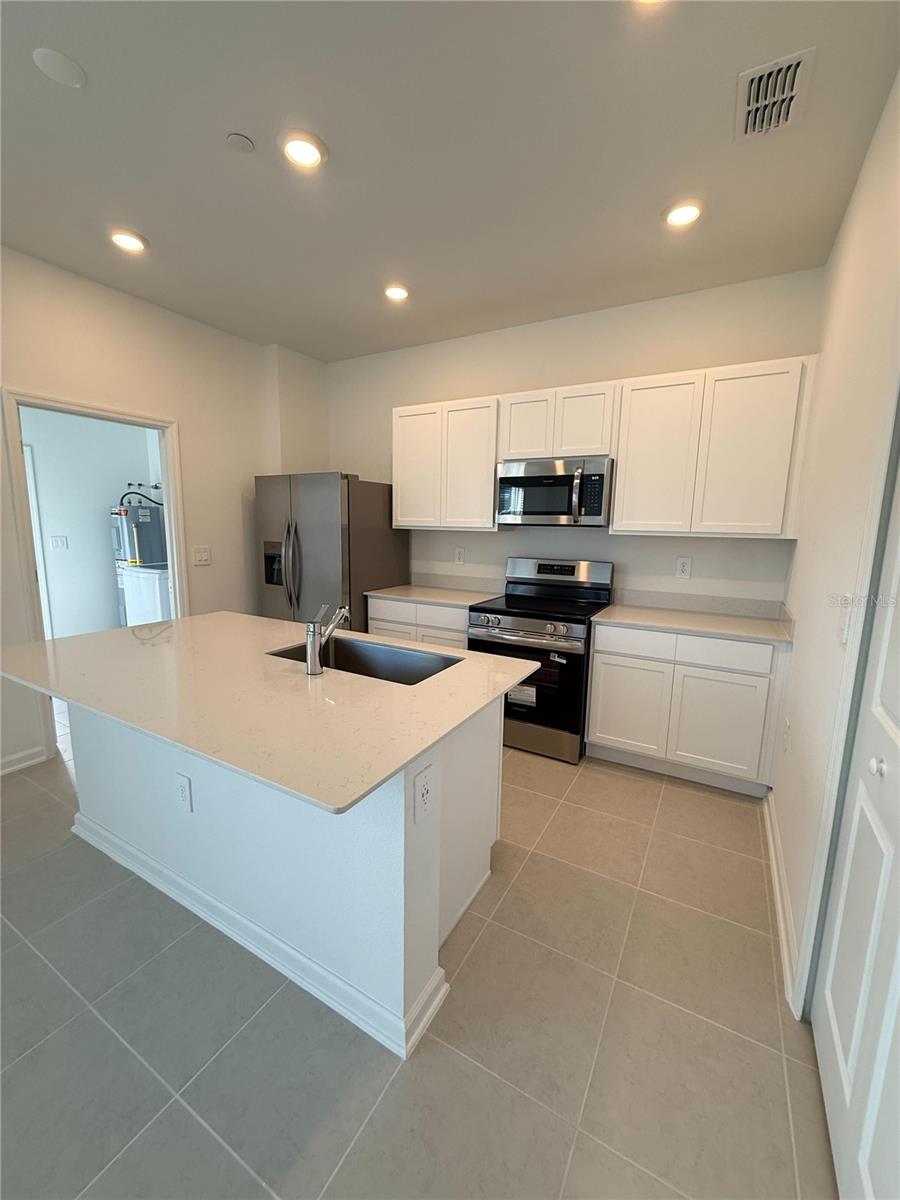 Image 7 of 21 For 2332 Rider Rain Lane