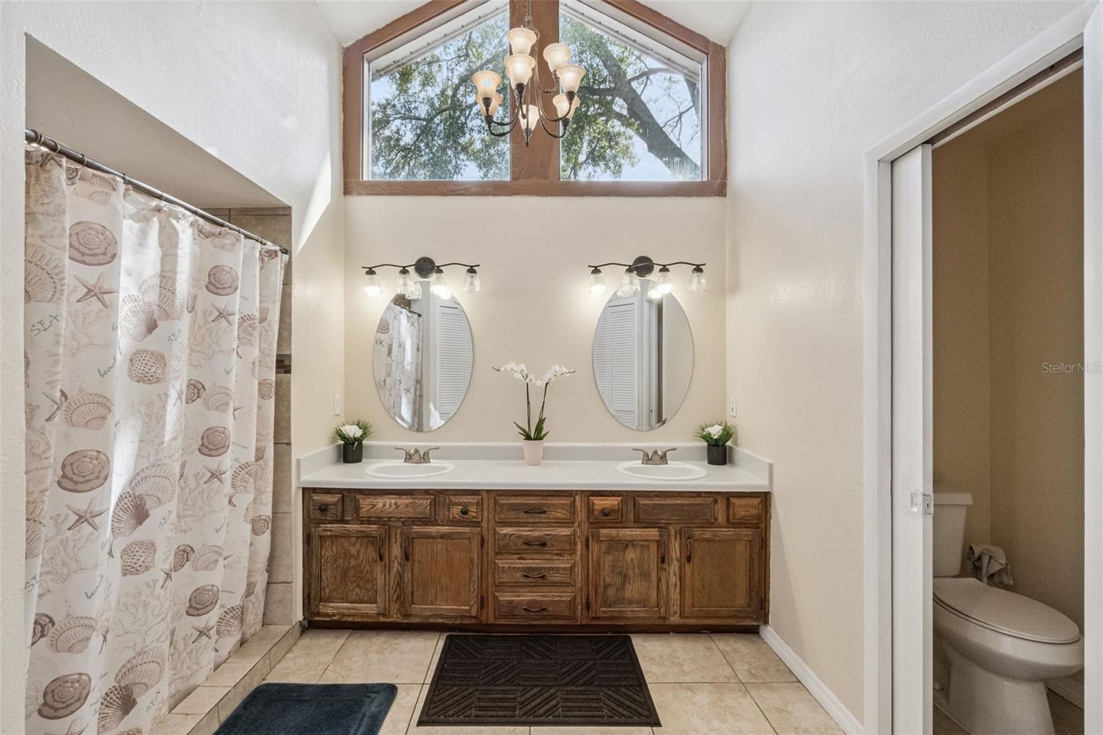 Image 26 of 43 For 6815 Crescent Ridge Road