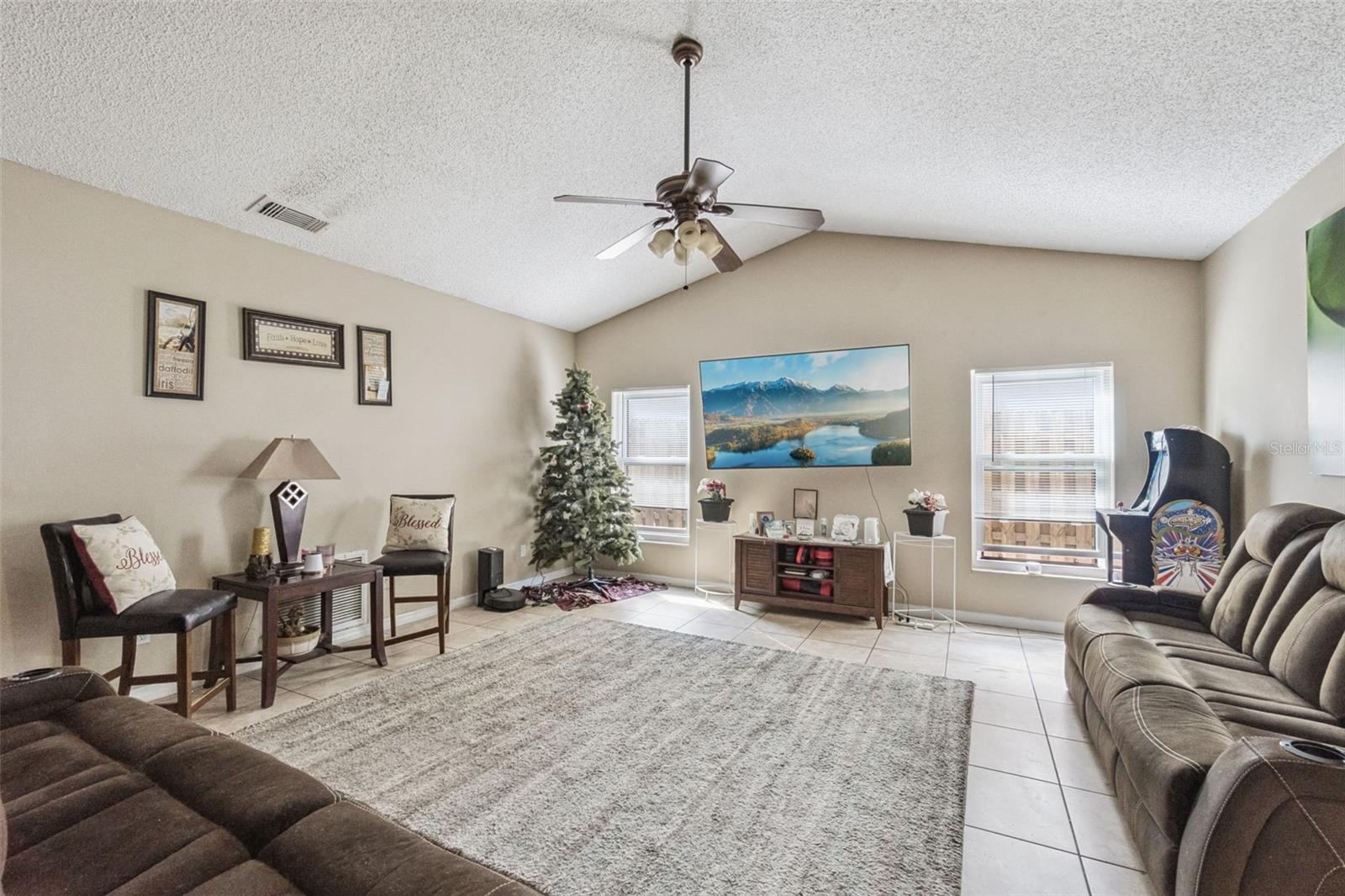 Image 8 of 43 For 6815 Crescent Ridge Road