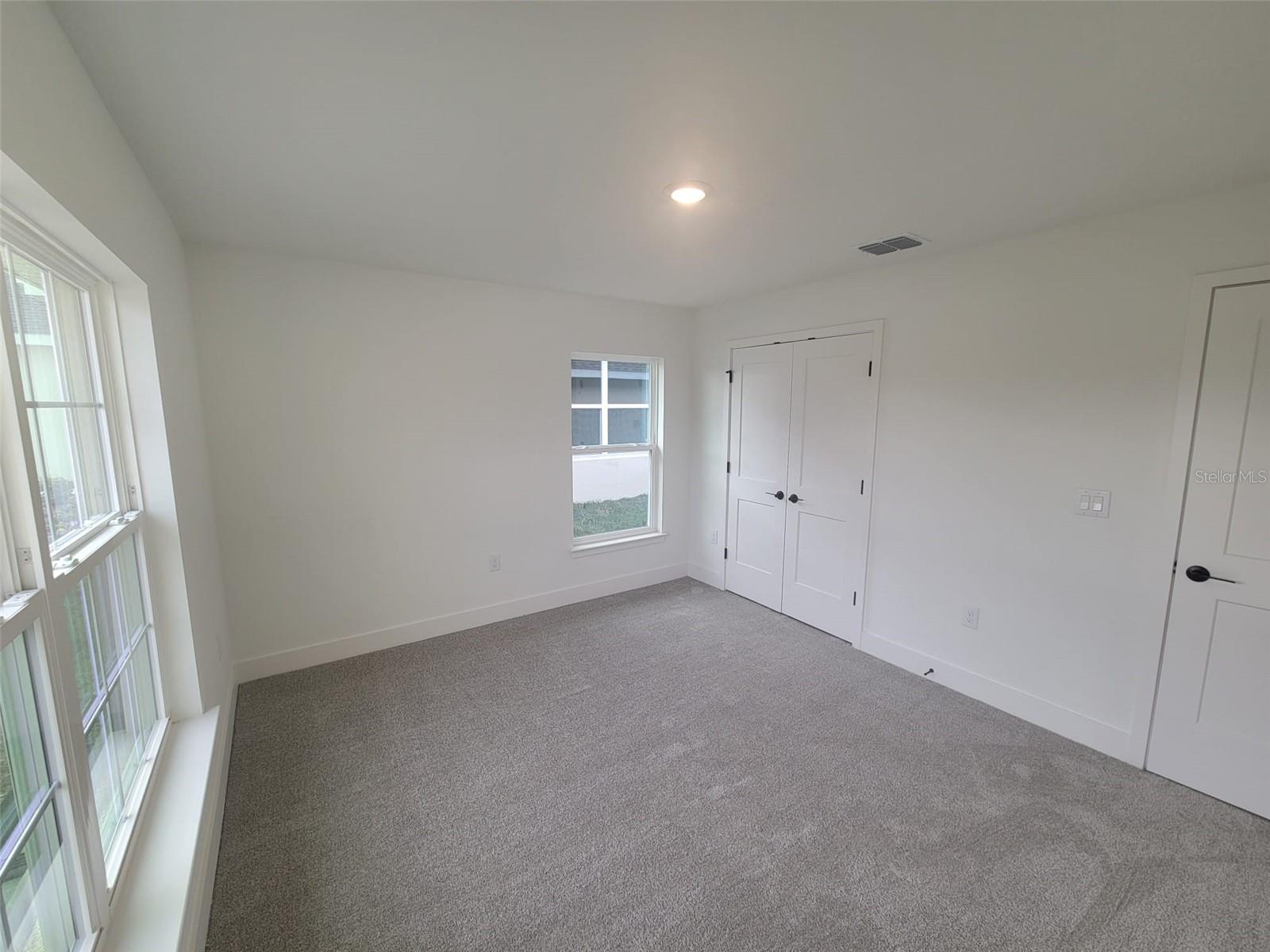 Image 14 of 20 For 271 Verny Grove Lane