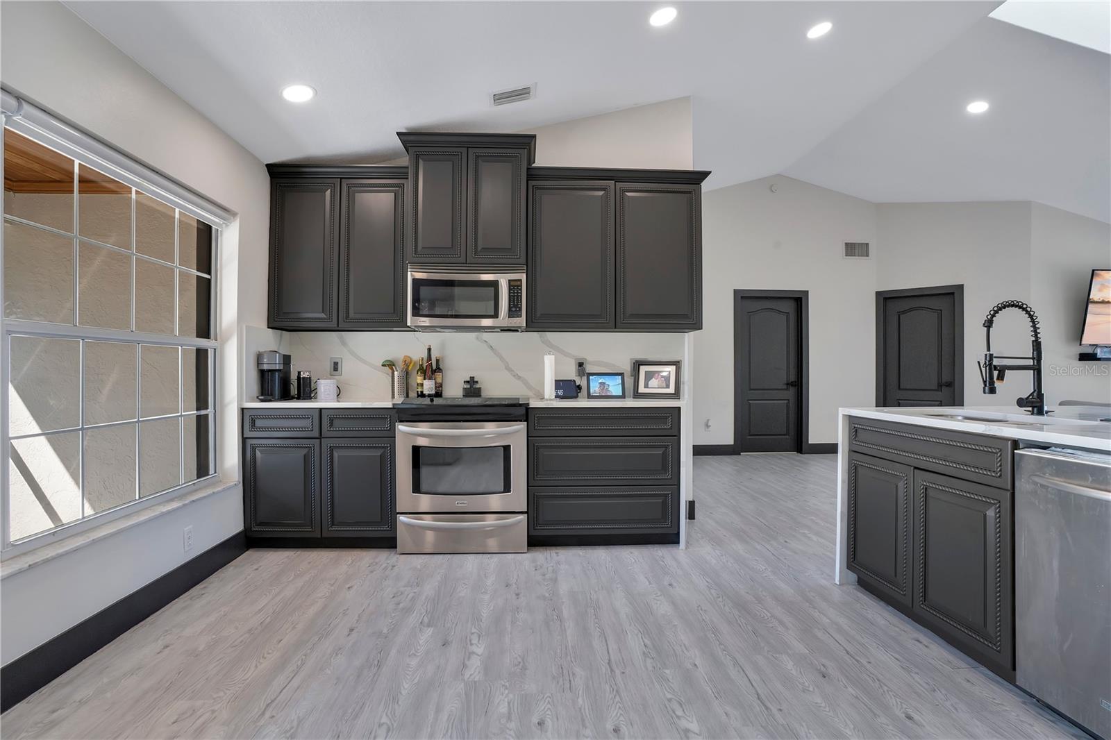 Image 16 of 69 For 13900 Gadson Street