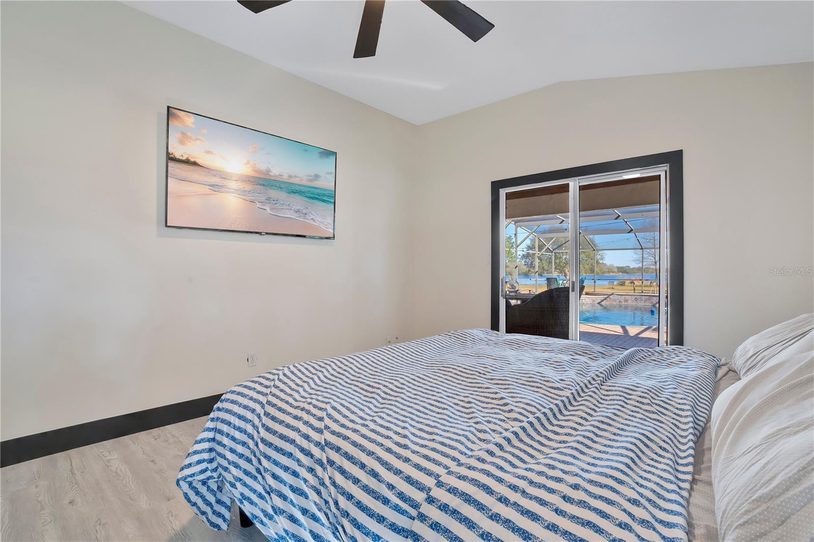 Image 19 of 69 For 13900 Gadson Street