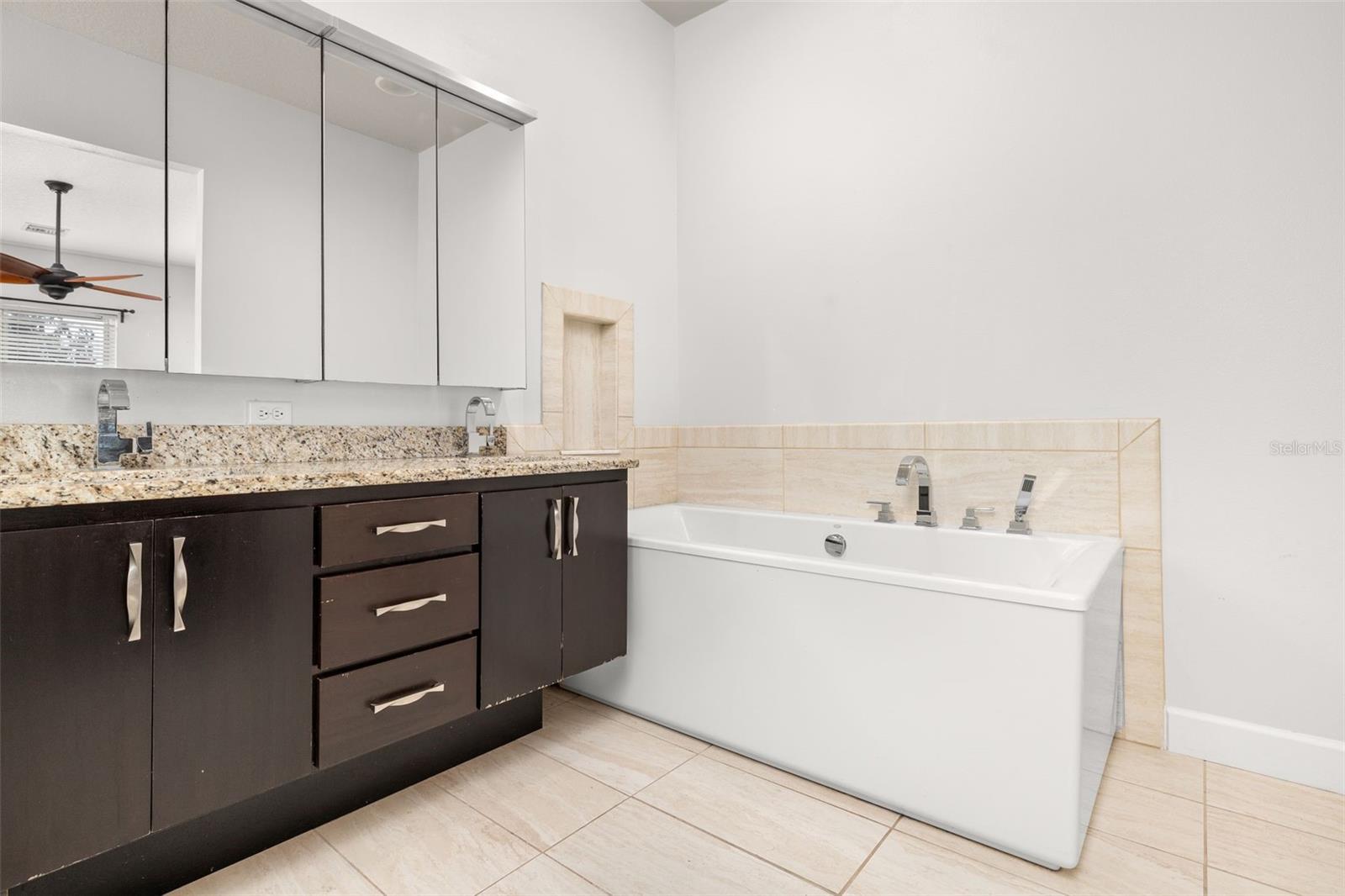 Image 13 of 30 For 236 Newell Street