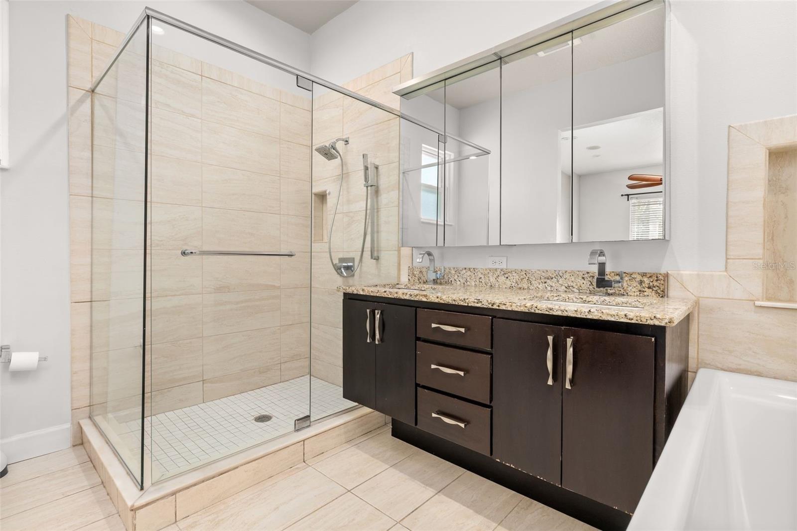 Image 14 of 30 For 236 Newell Street