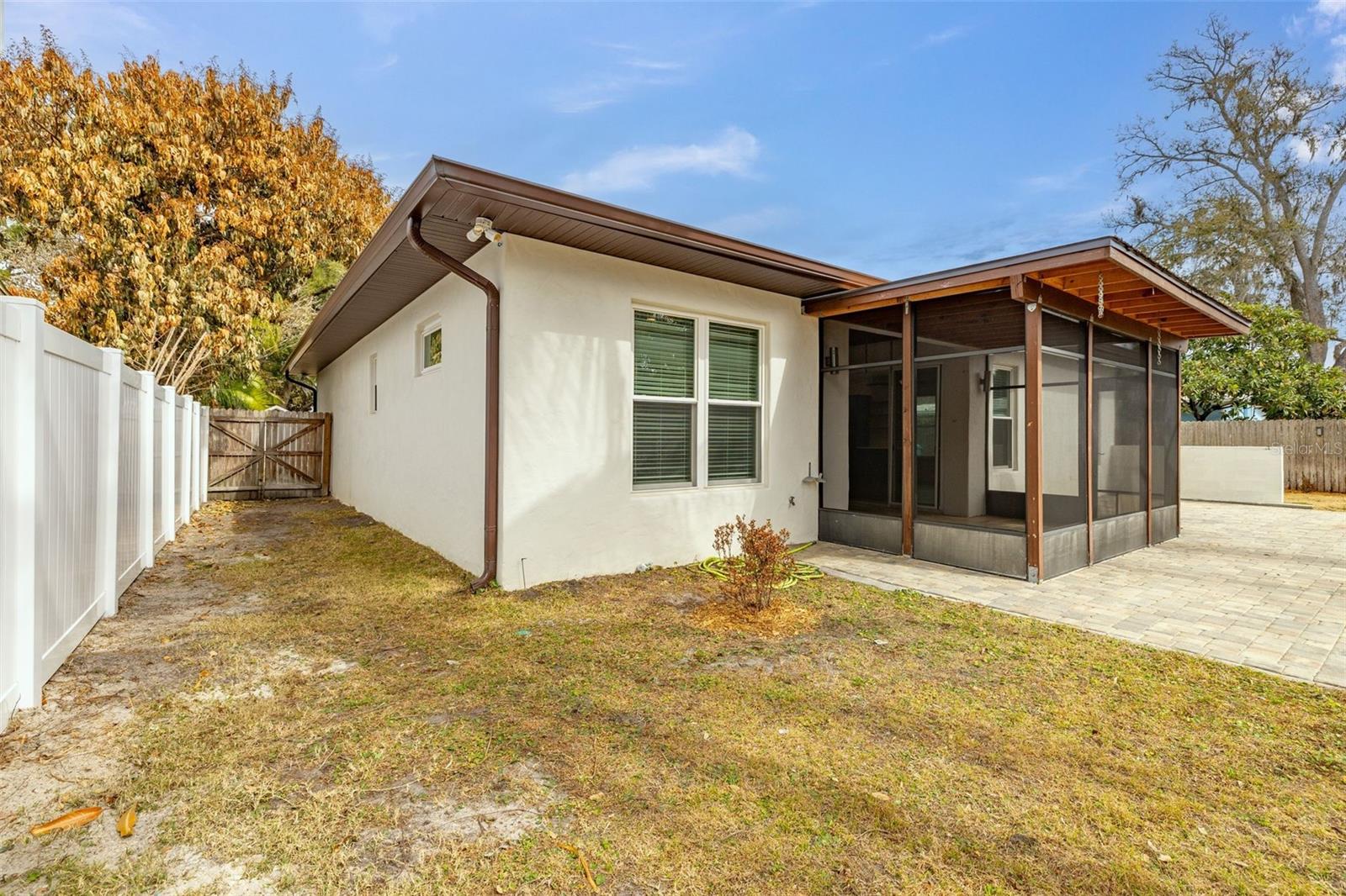 Image 21 of 30 For 236 Newell Street