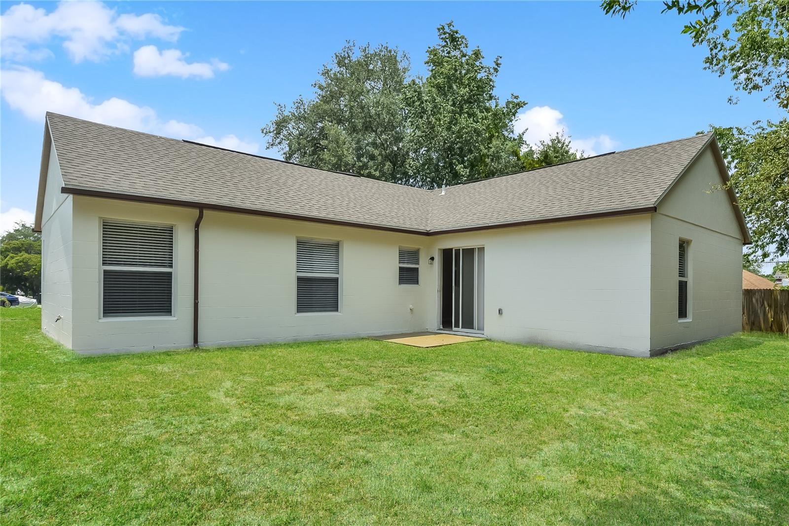 Image 15 of 16 For 915 Leeward Drive