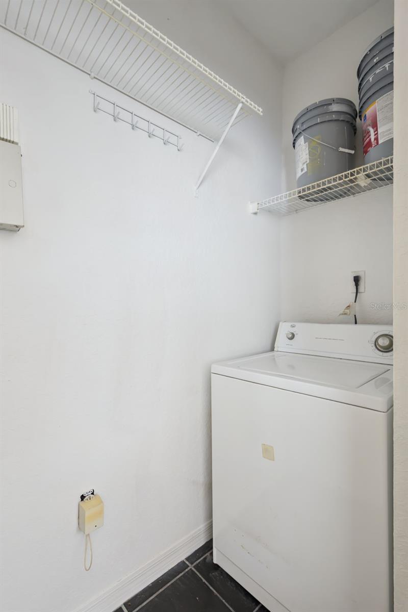 Image 16 of 18 For 6071 Westgate Drive 323