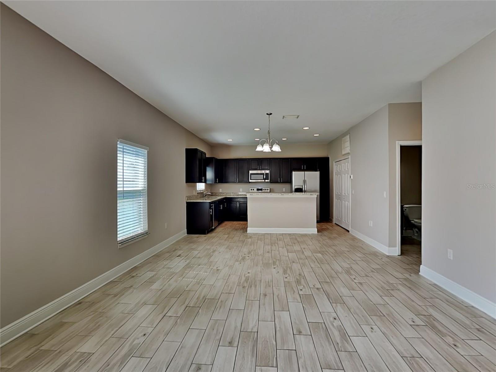 Image 5 of 16 For 1333 Salisbury Drive