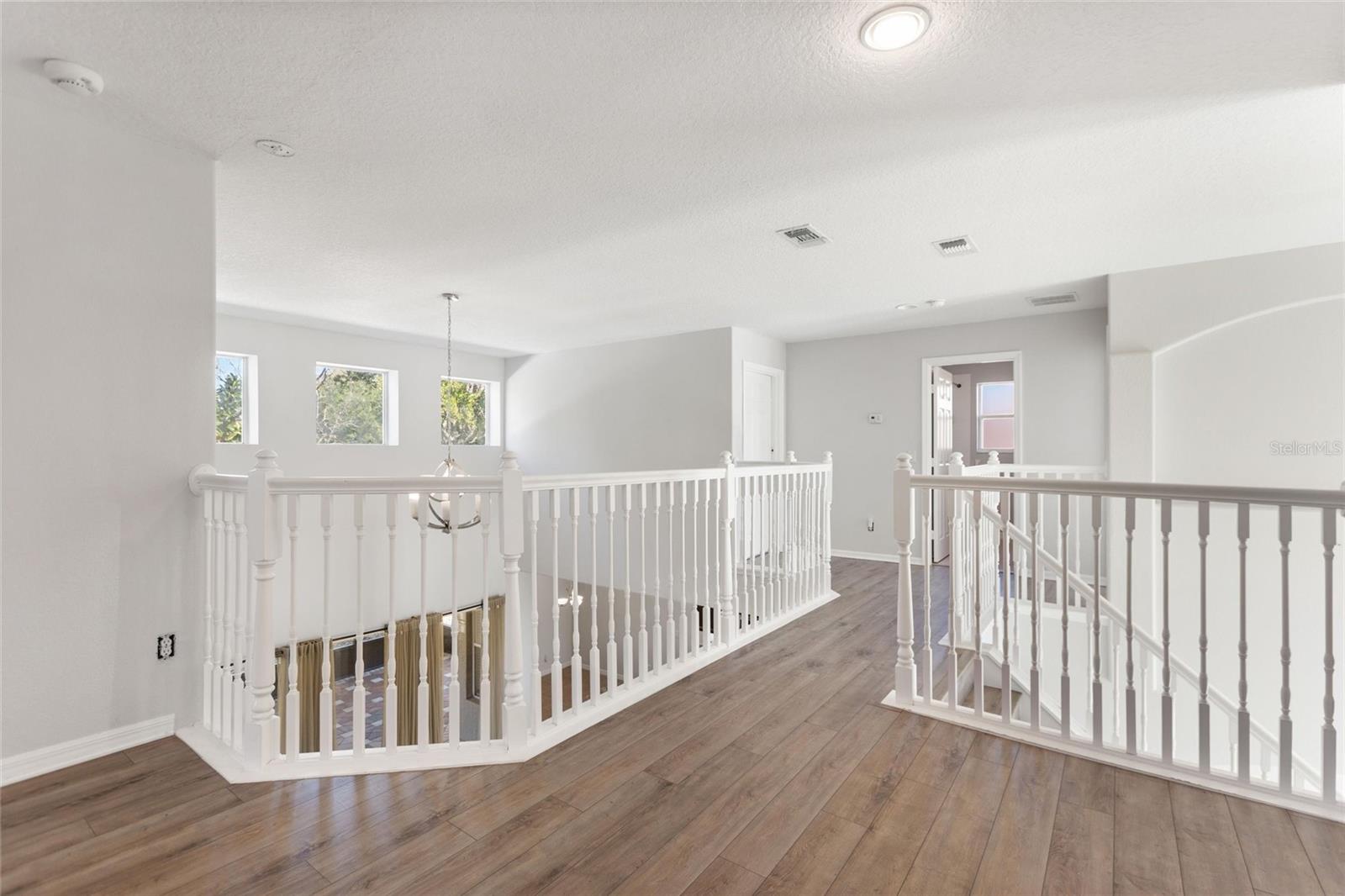 Image 29 of 59 For 9020 Pecky Cypress Way