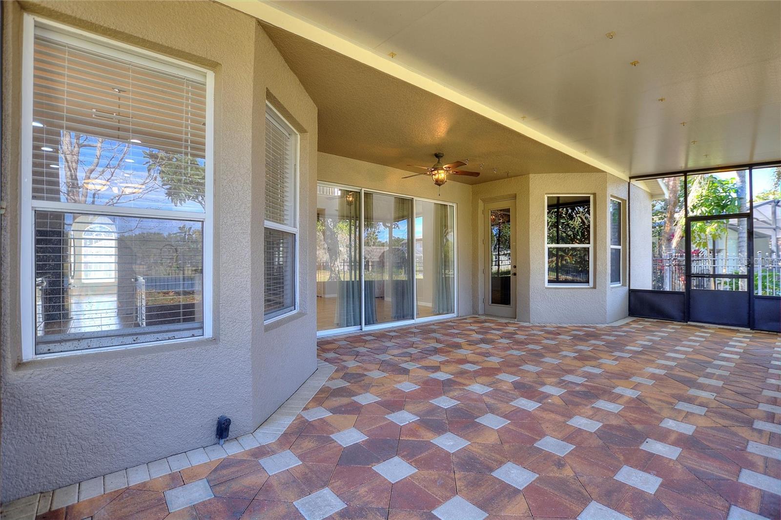 Image 7 of 59 For 9020 Pecky Cypress Way