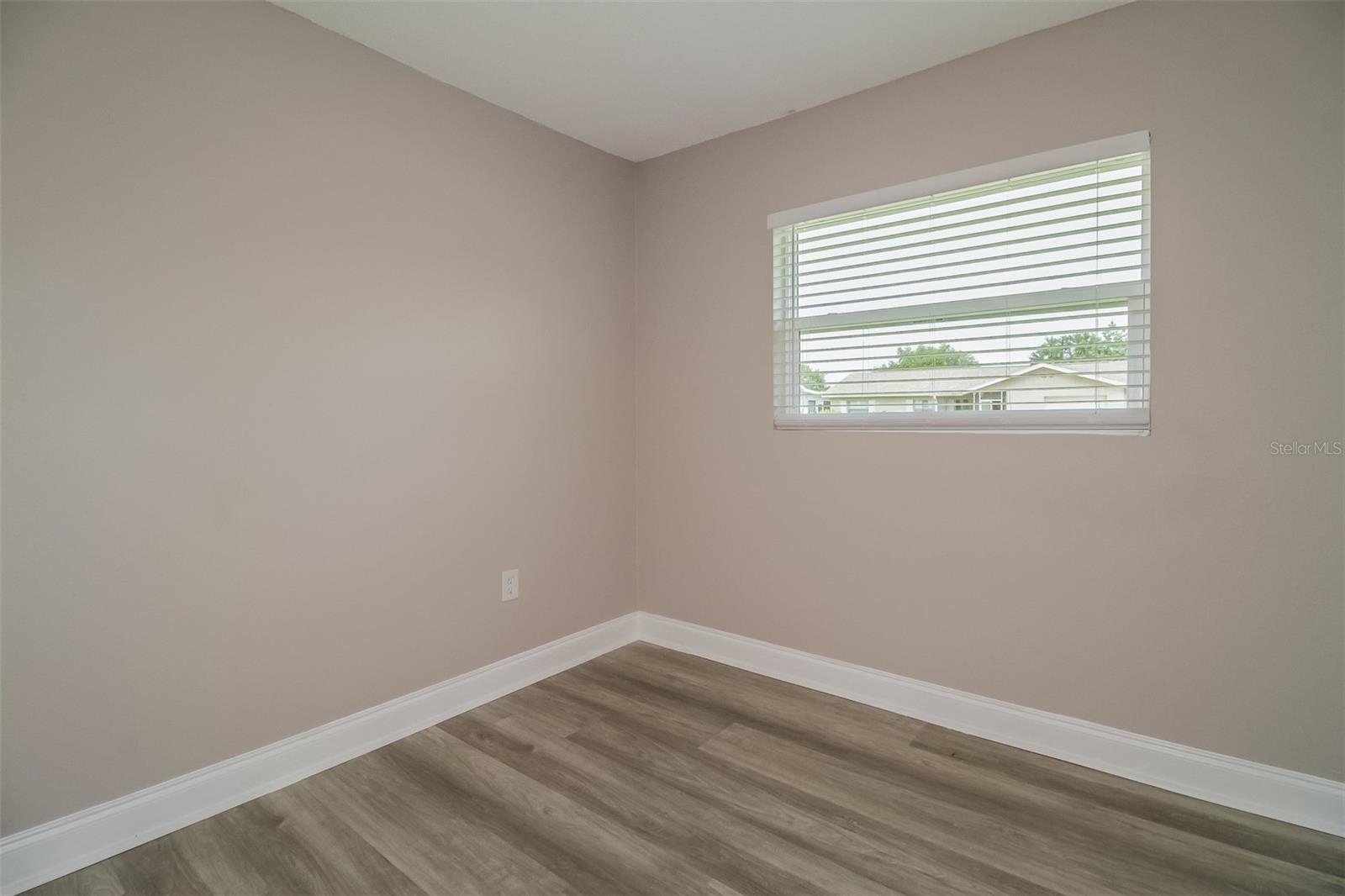 Image 11 of 16 For 229 Bennett Street